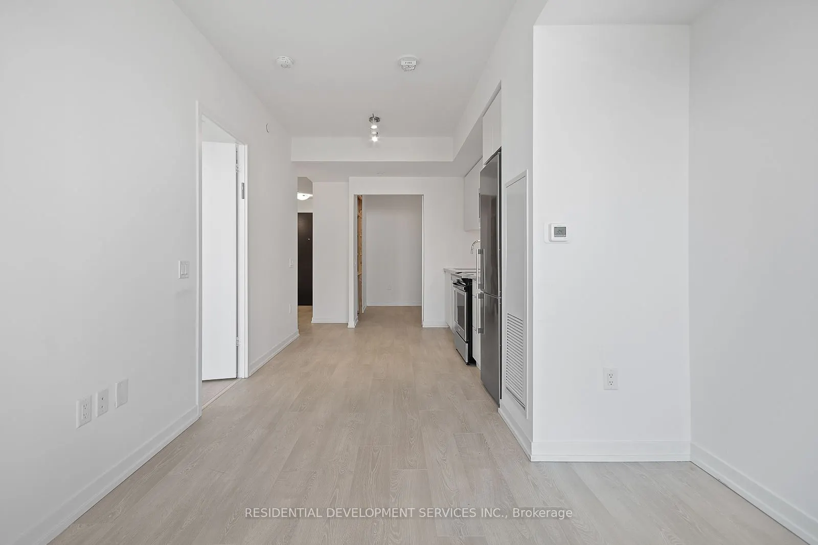 8868 Yonge Street, #215E