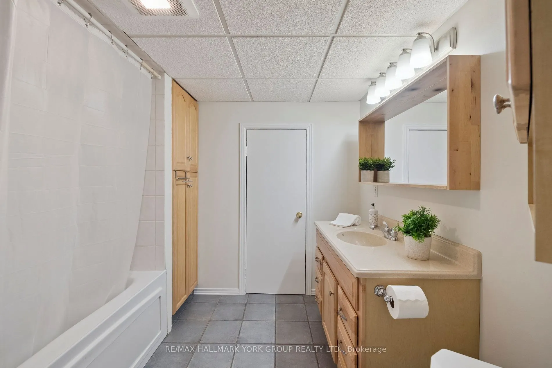 172 Altamira Road