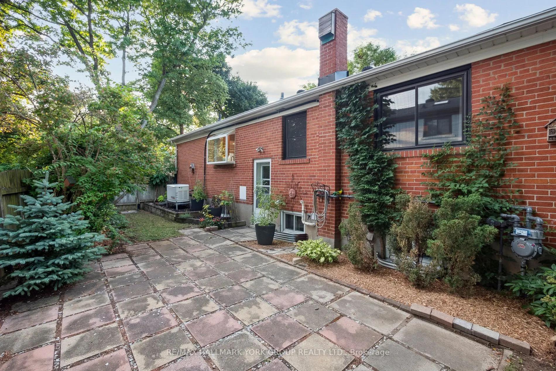 172 Altamira Road