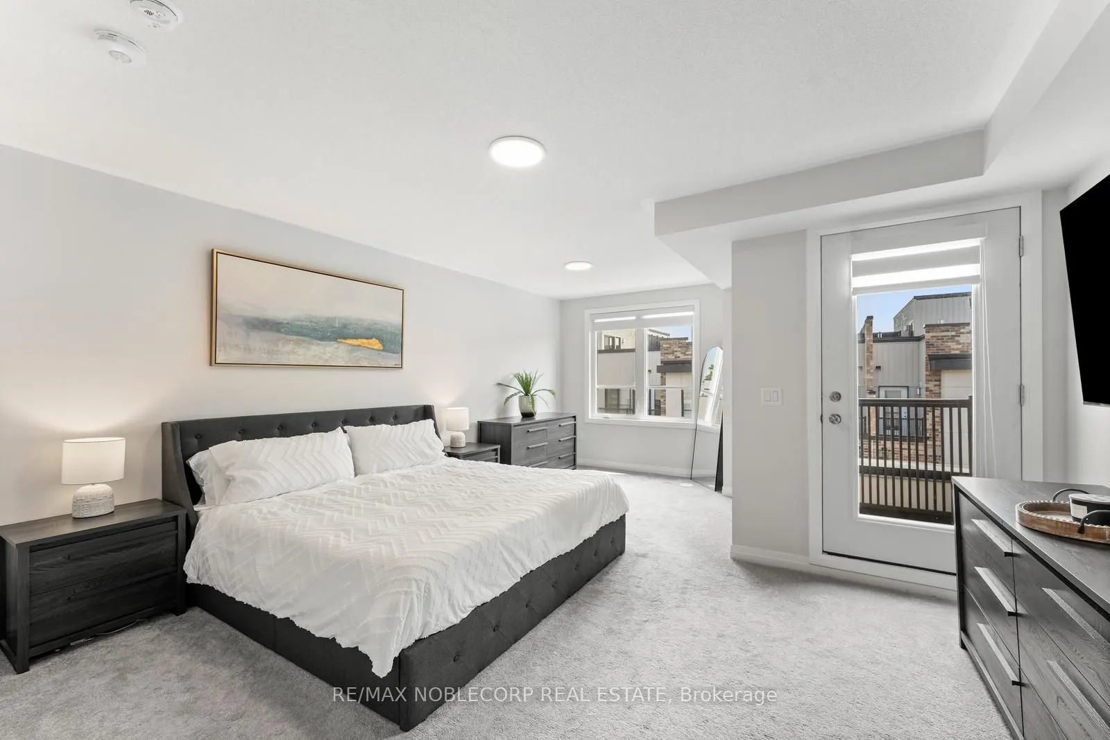 40 Baynes Way, #5