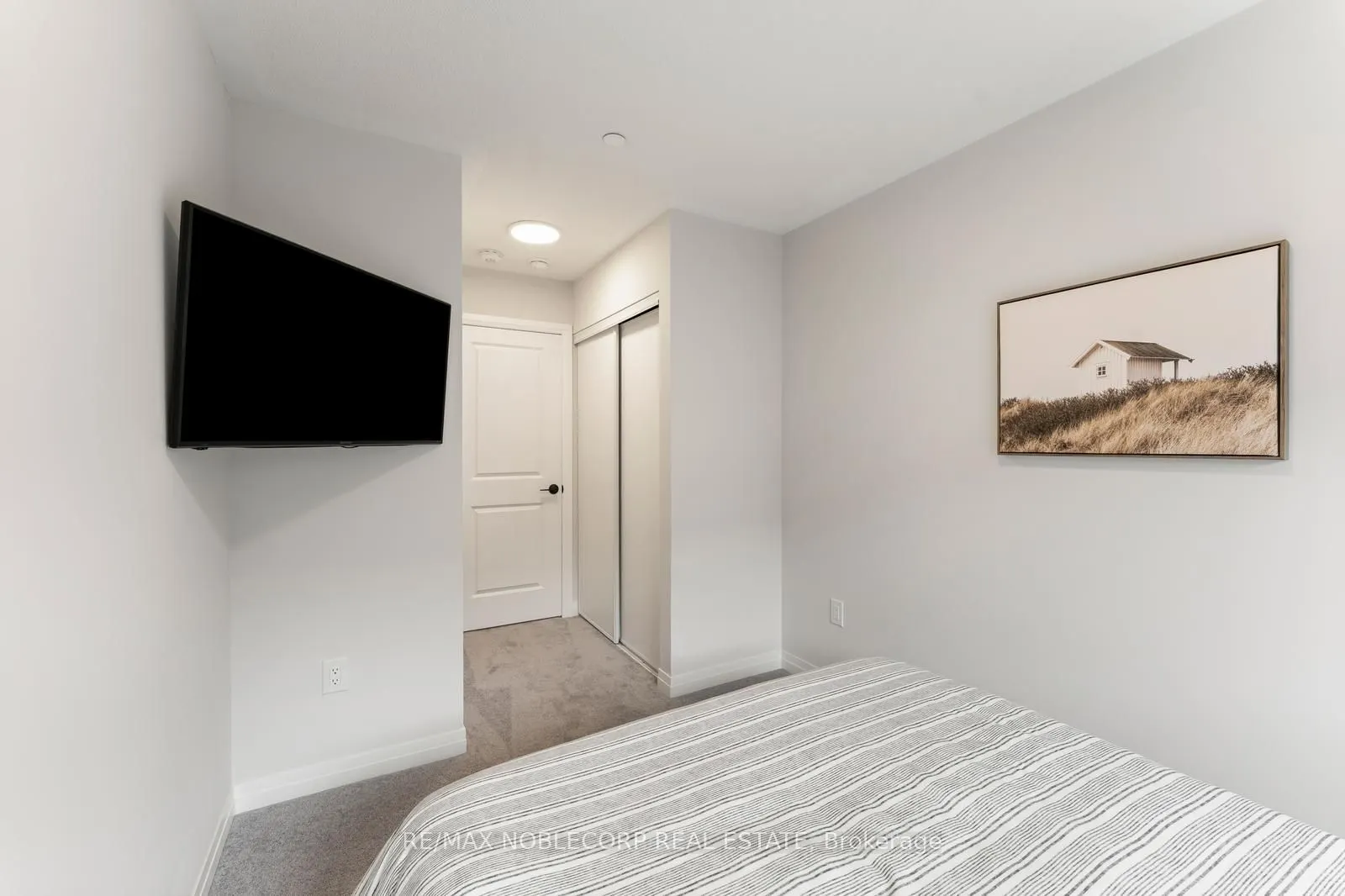 40 Baynes Way, #5