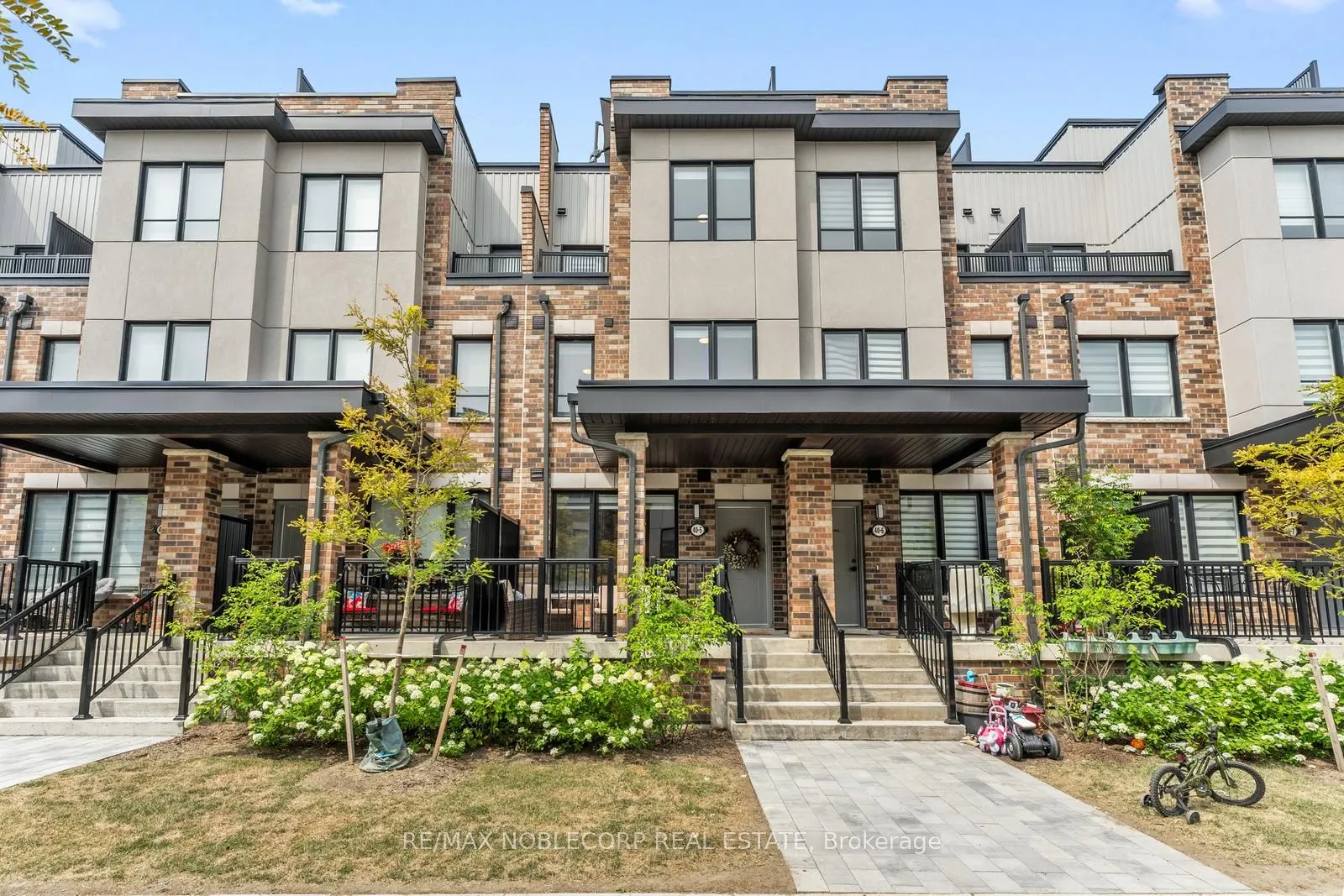 40 Baynes Way, #5