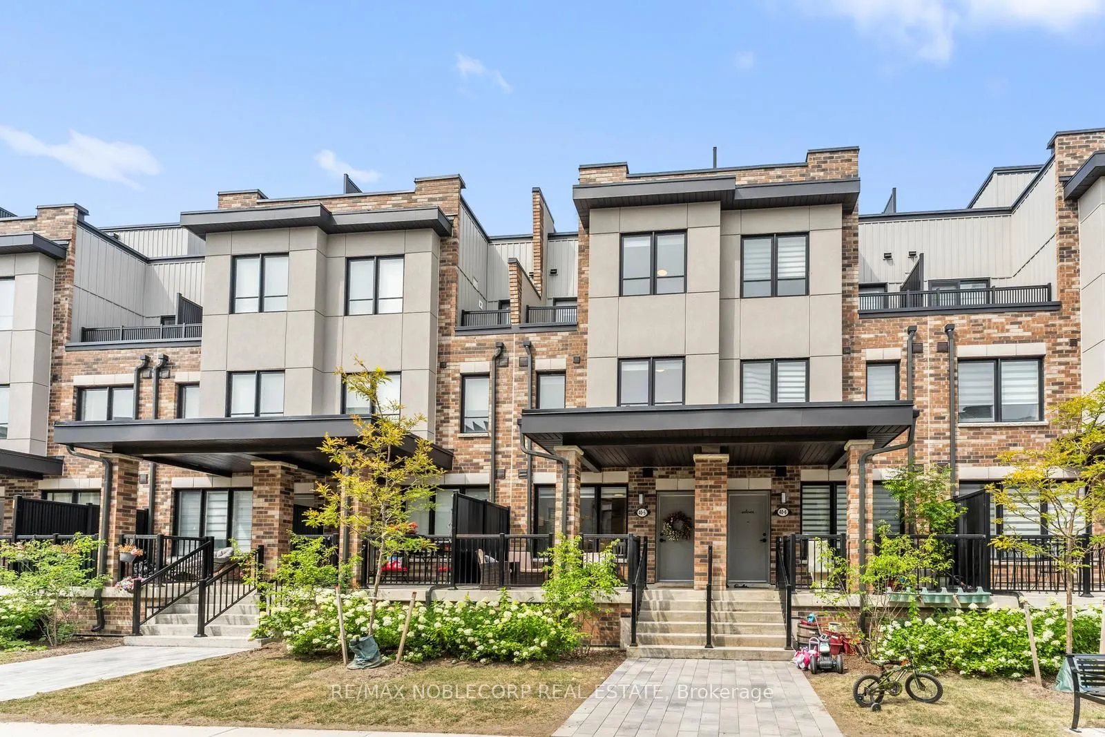 40 Baynes Way, #5