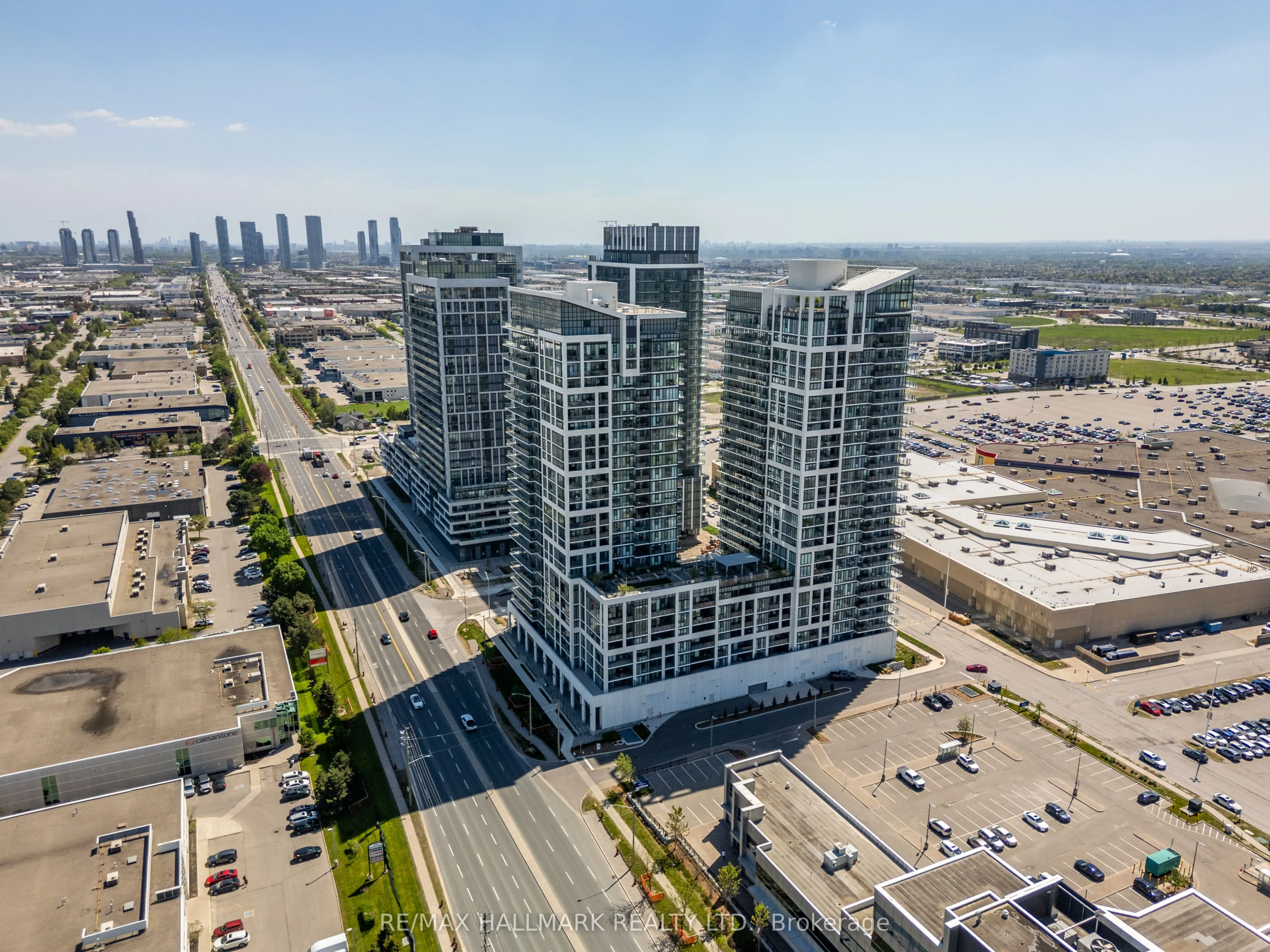 9000 Jane Street, #PH114