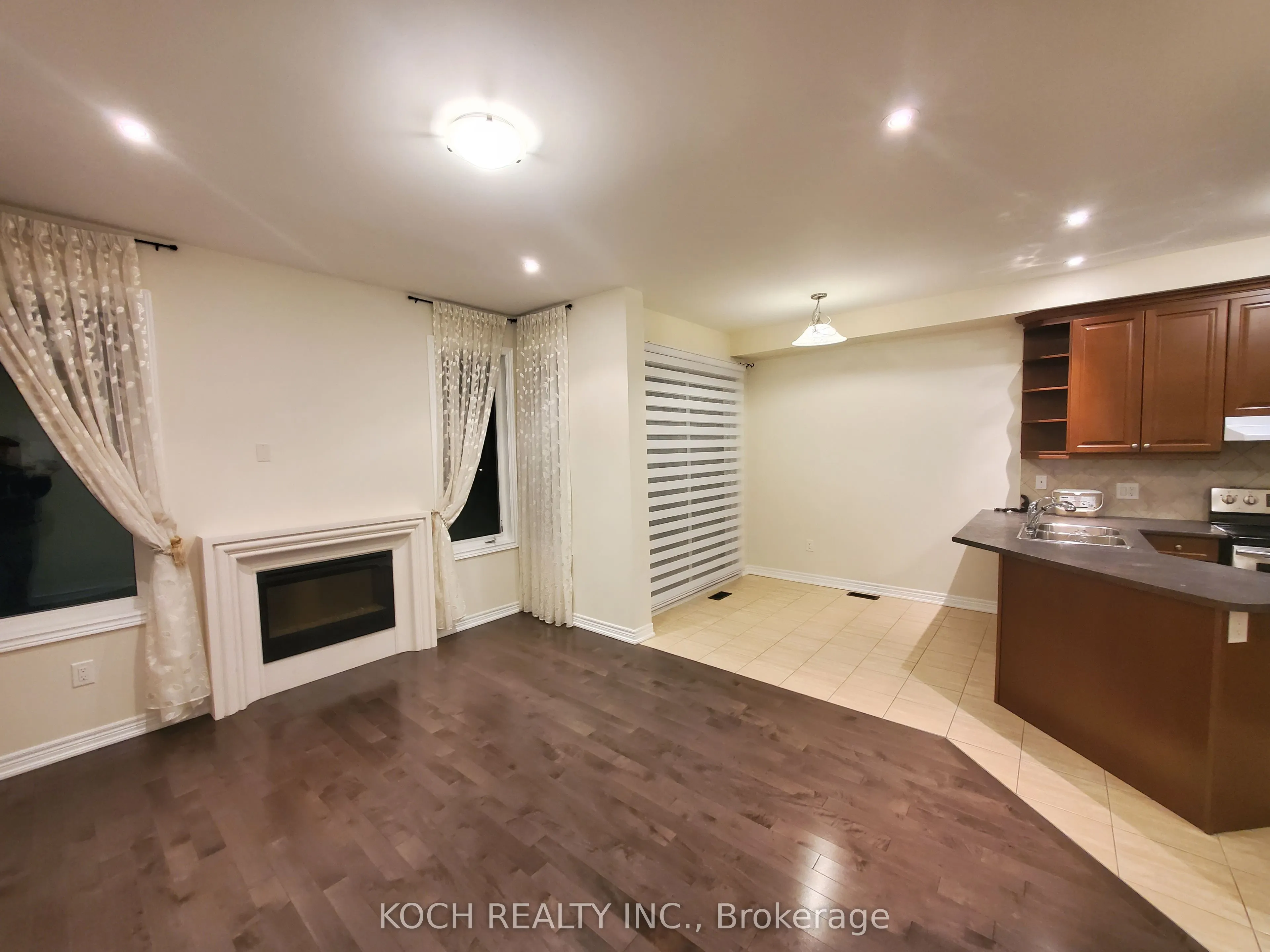 38 Thistle Avenue