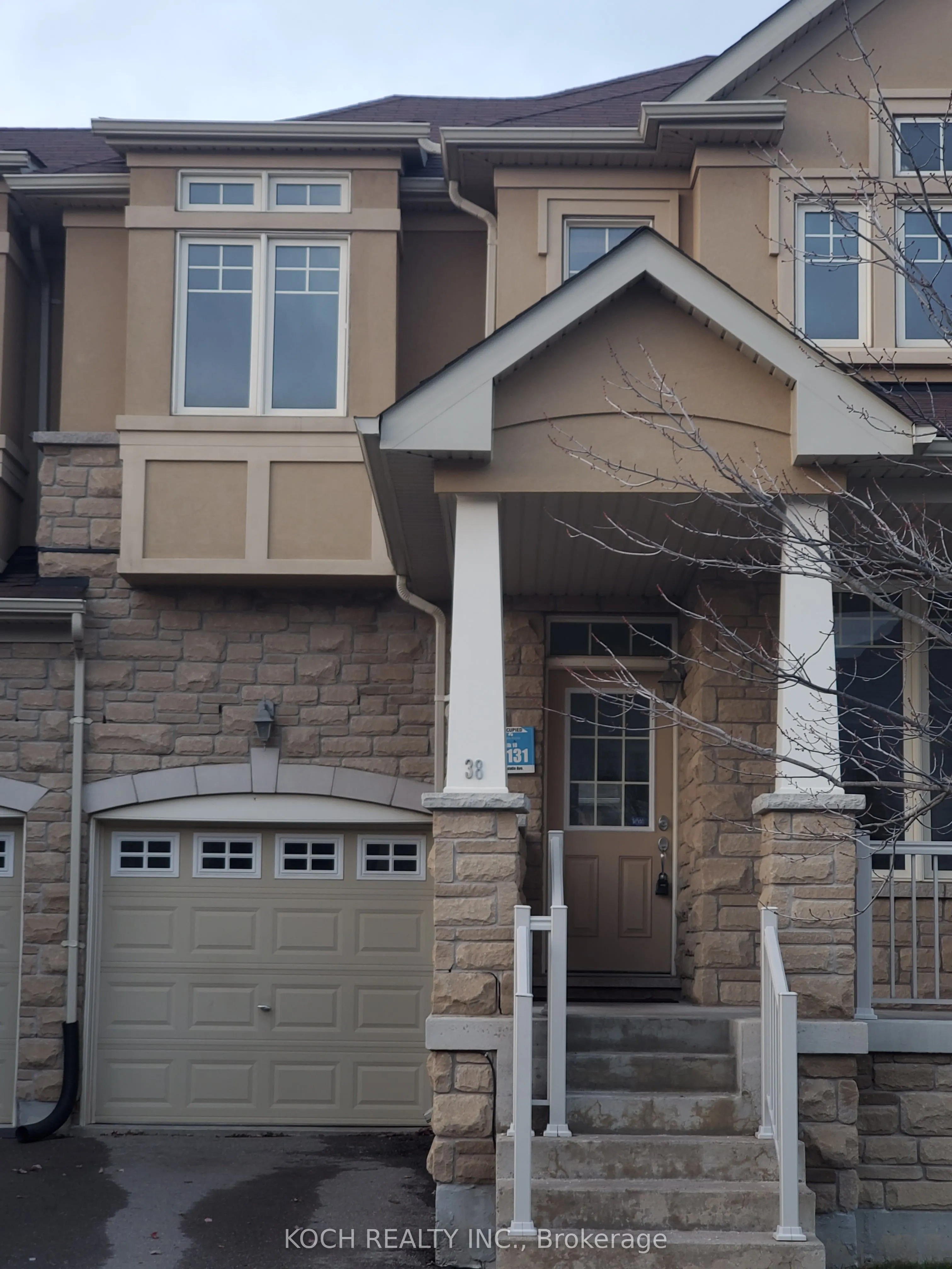38 Thistle Avenue