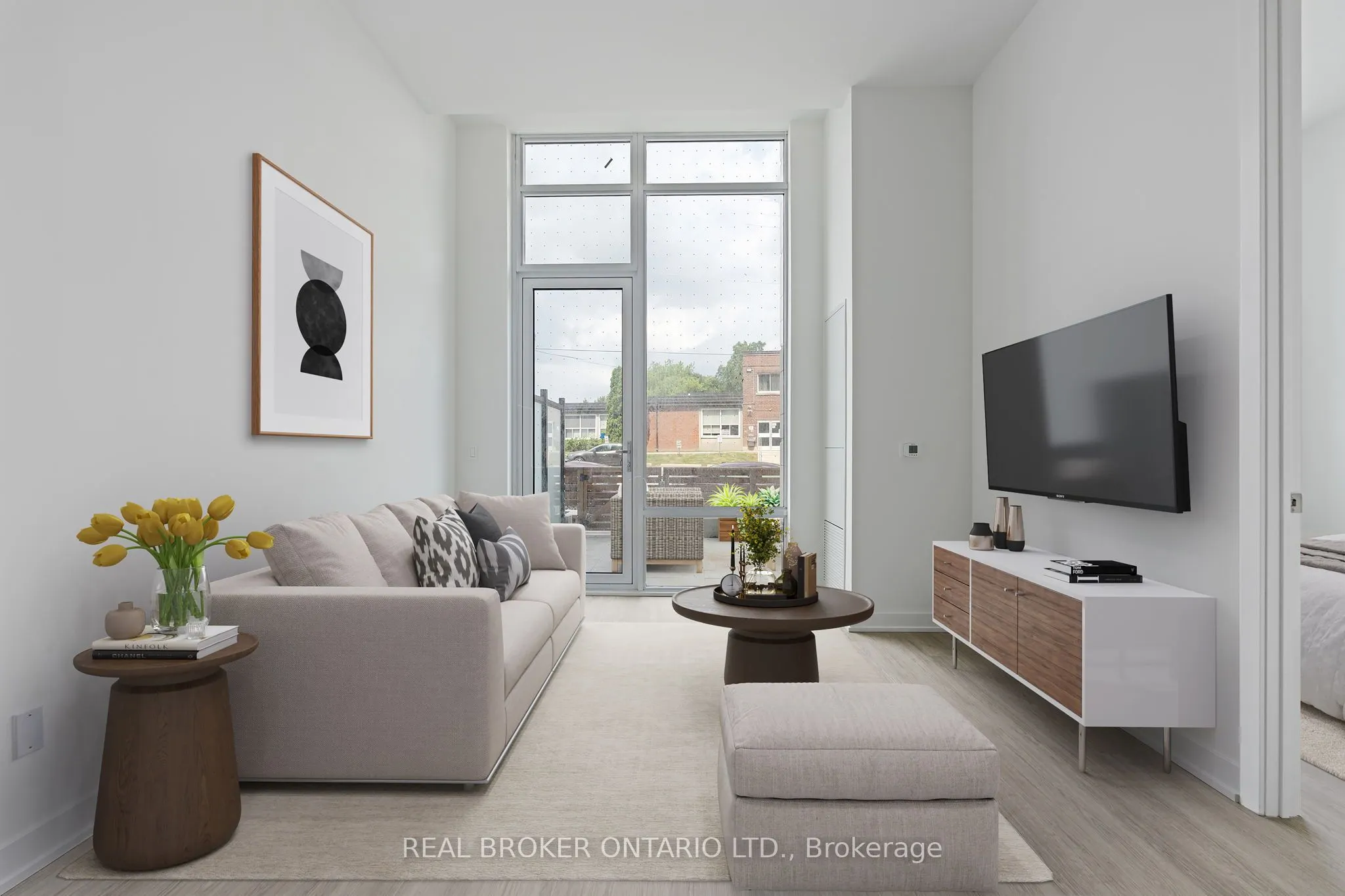 8188 Yonge Street, #104