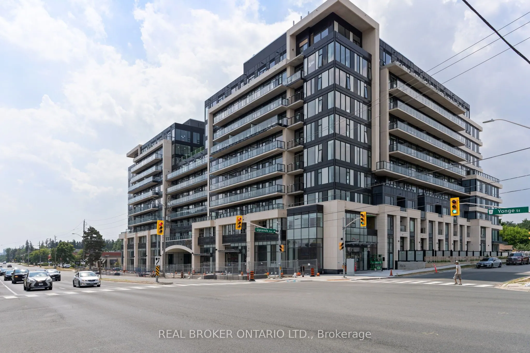 8188 Yonge Street, #104