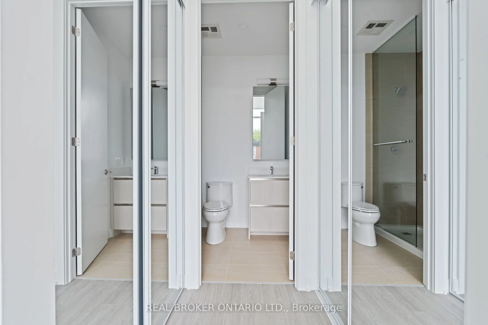 8188 Yonge Street, #104