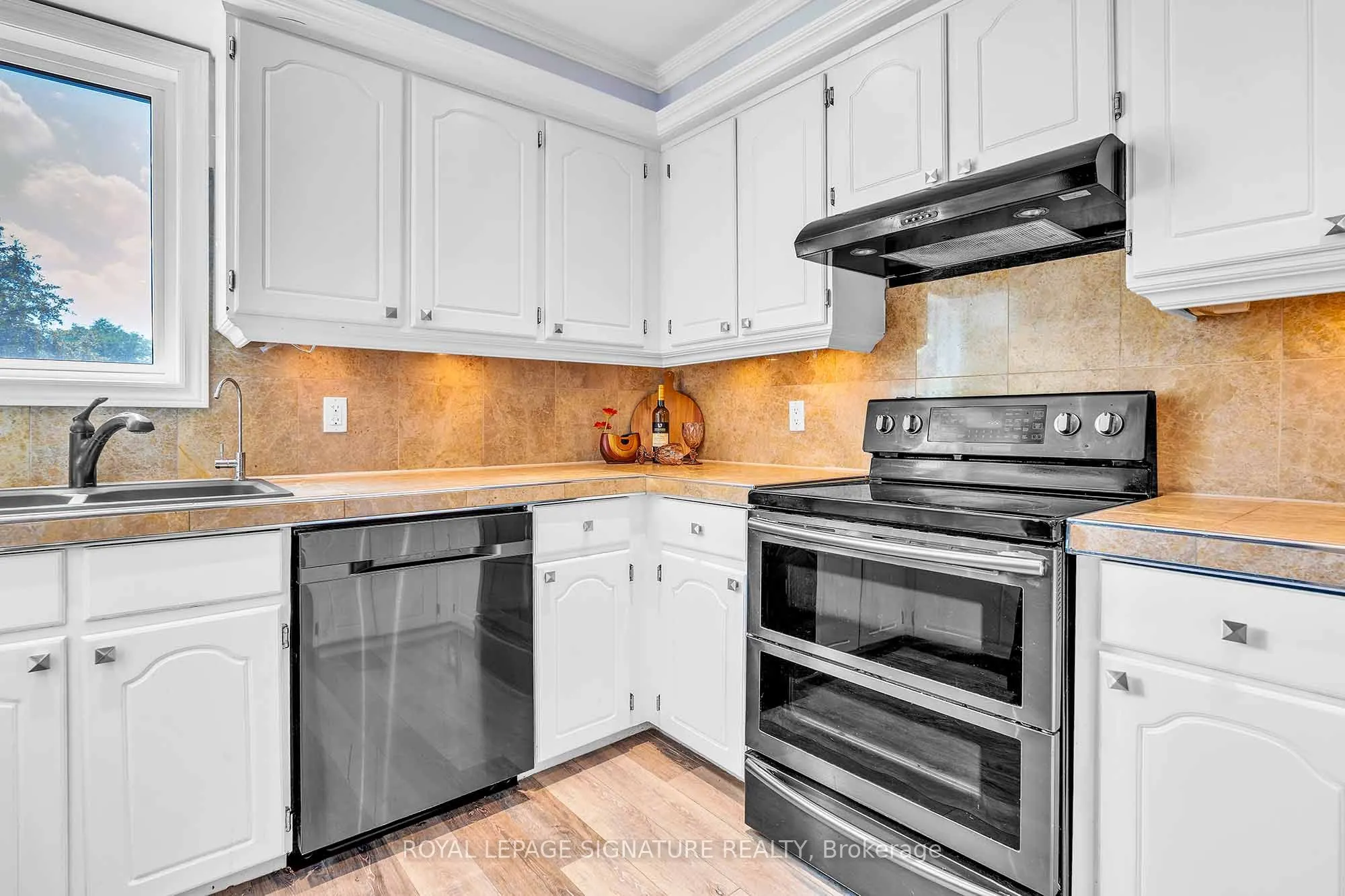 14 Poplar Crescent, #14