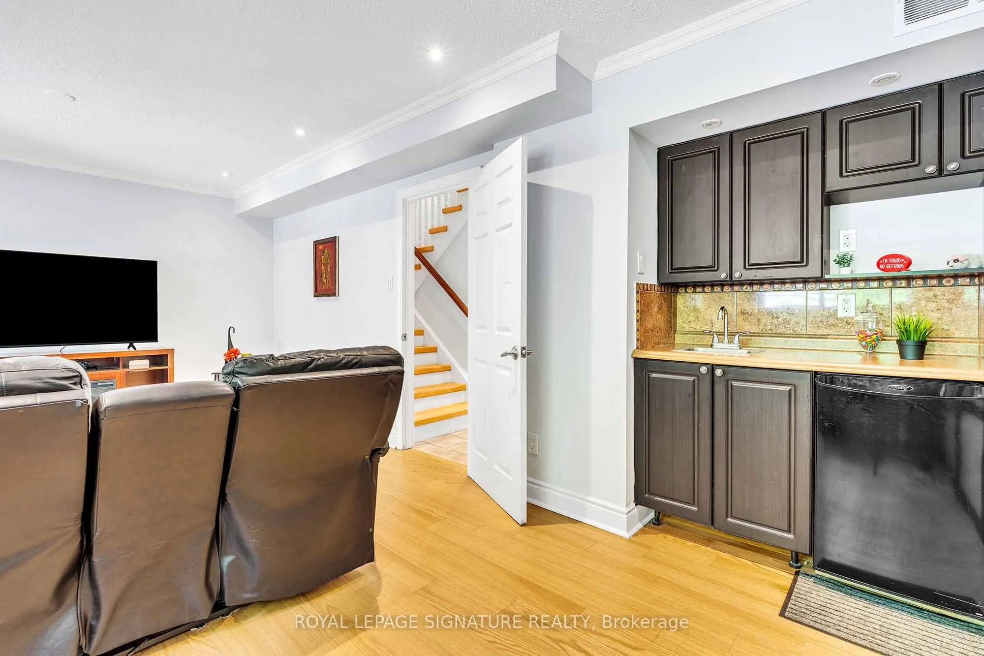 14 Poplar Crescent, #14