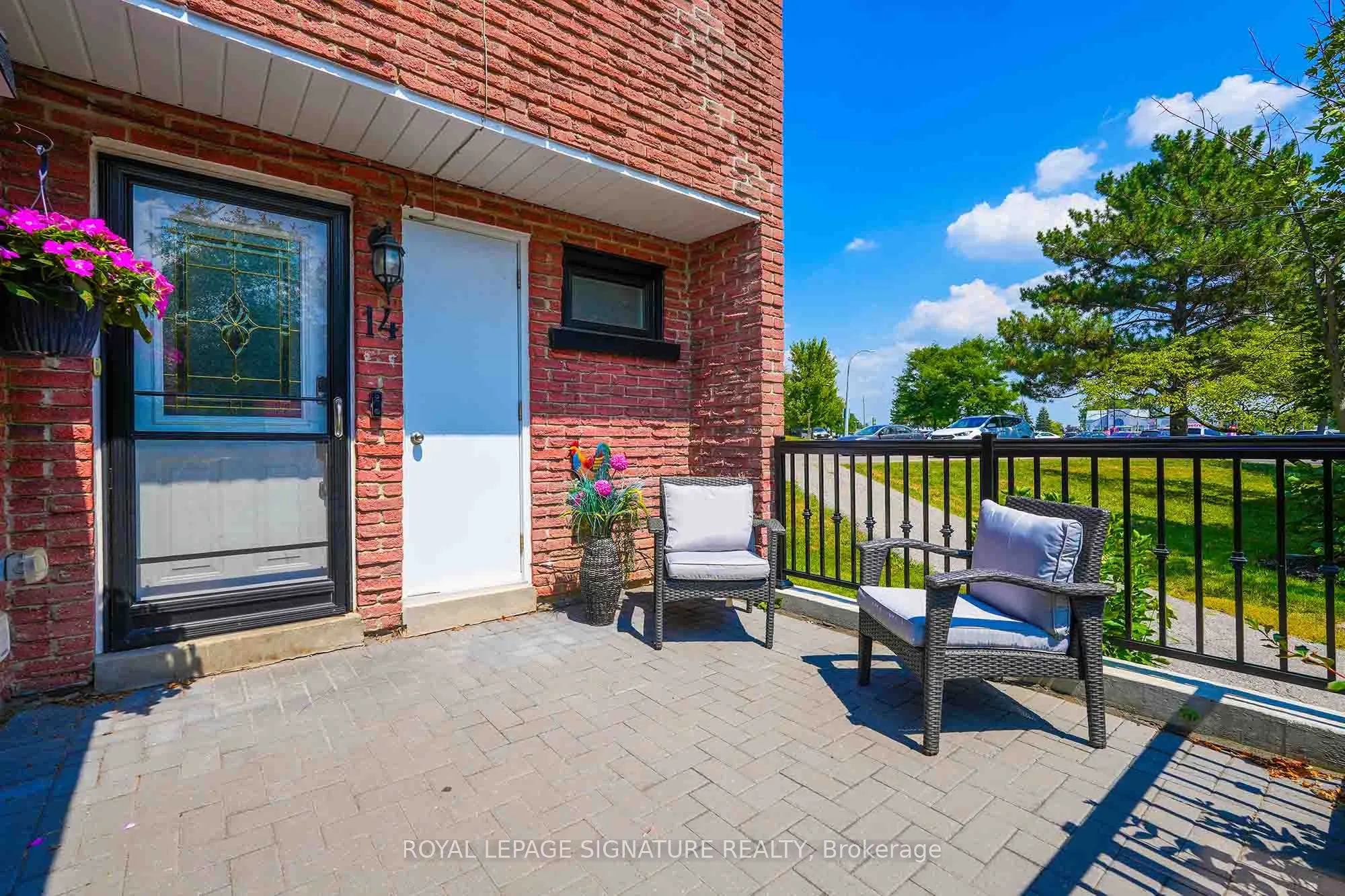 14 Poplar Crescent, #14