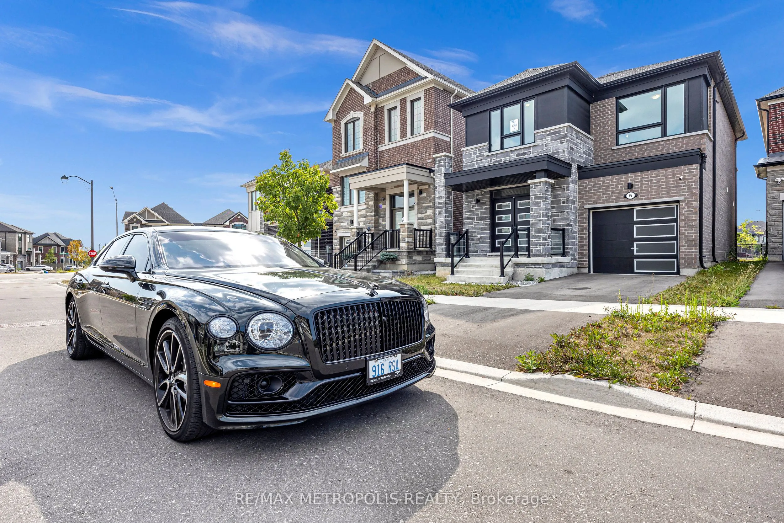 5 Erin Ridge Court