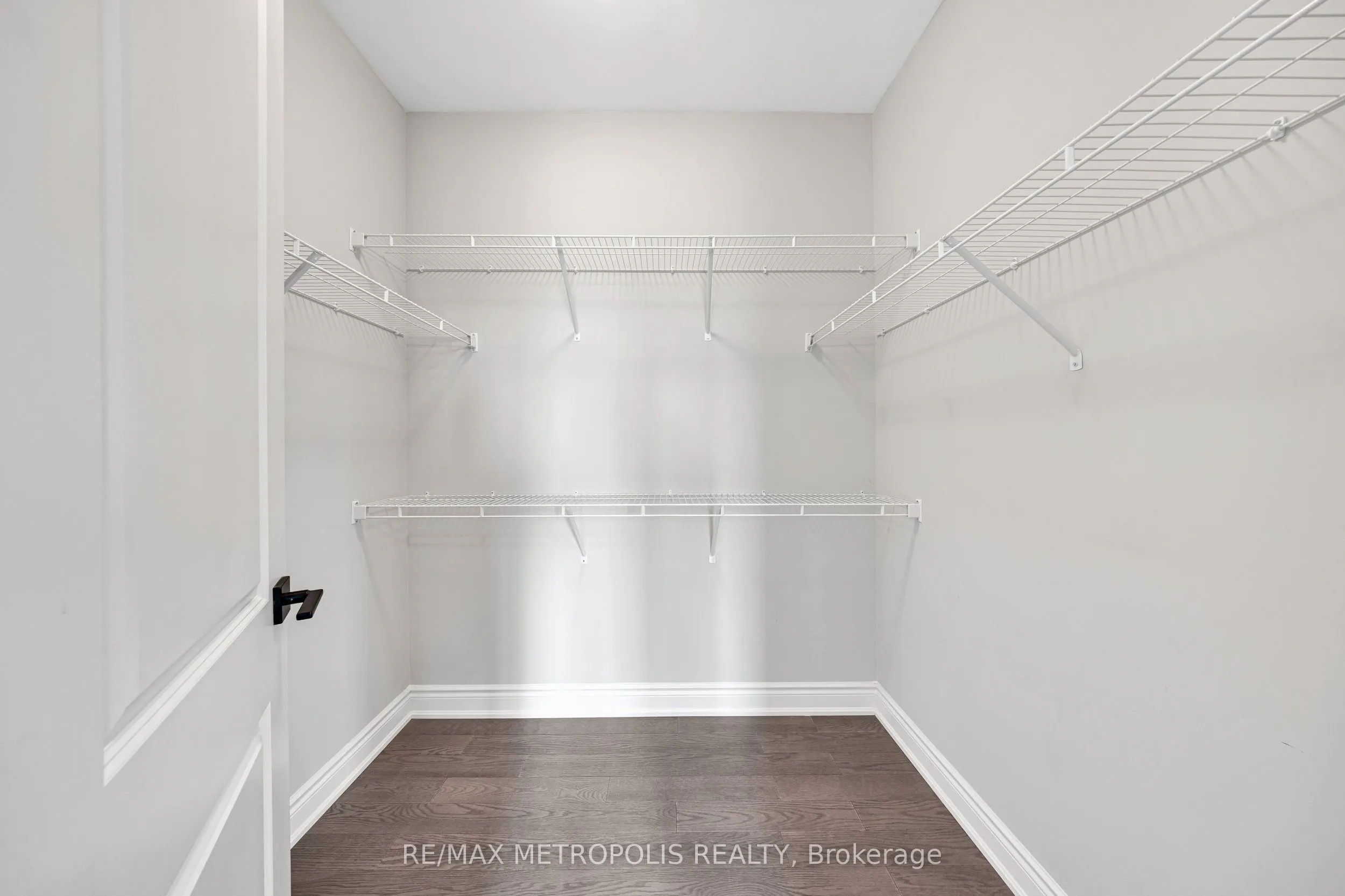 5 Erin Ridge Court