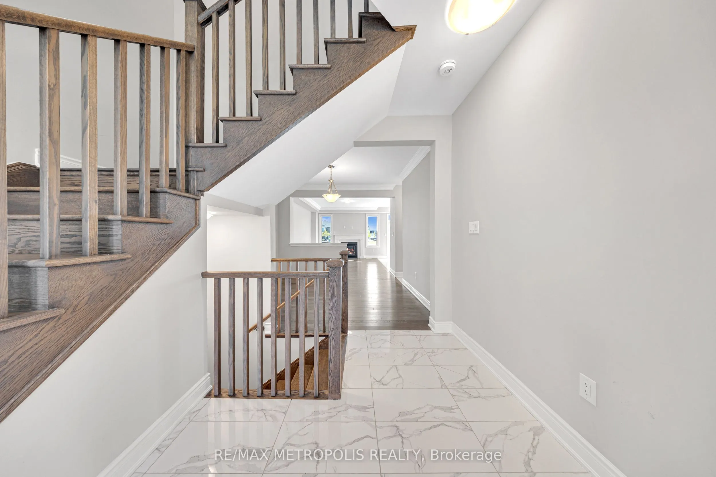 5 Erin Ridge Court