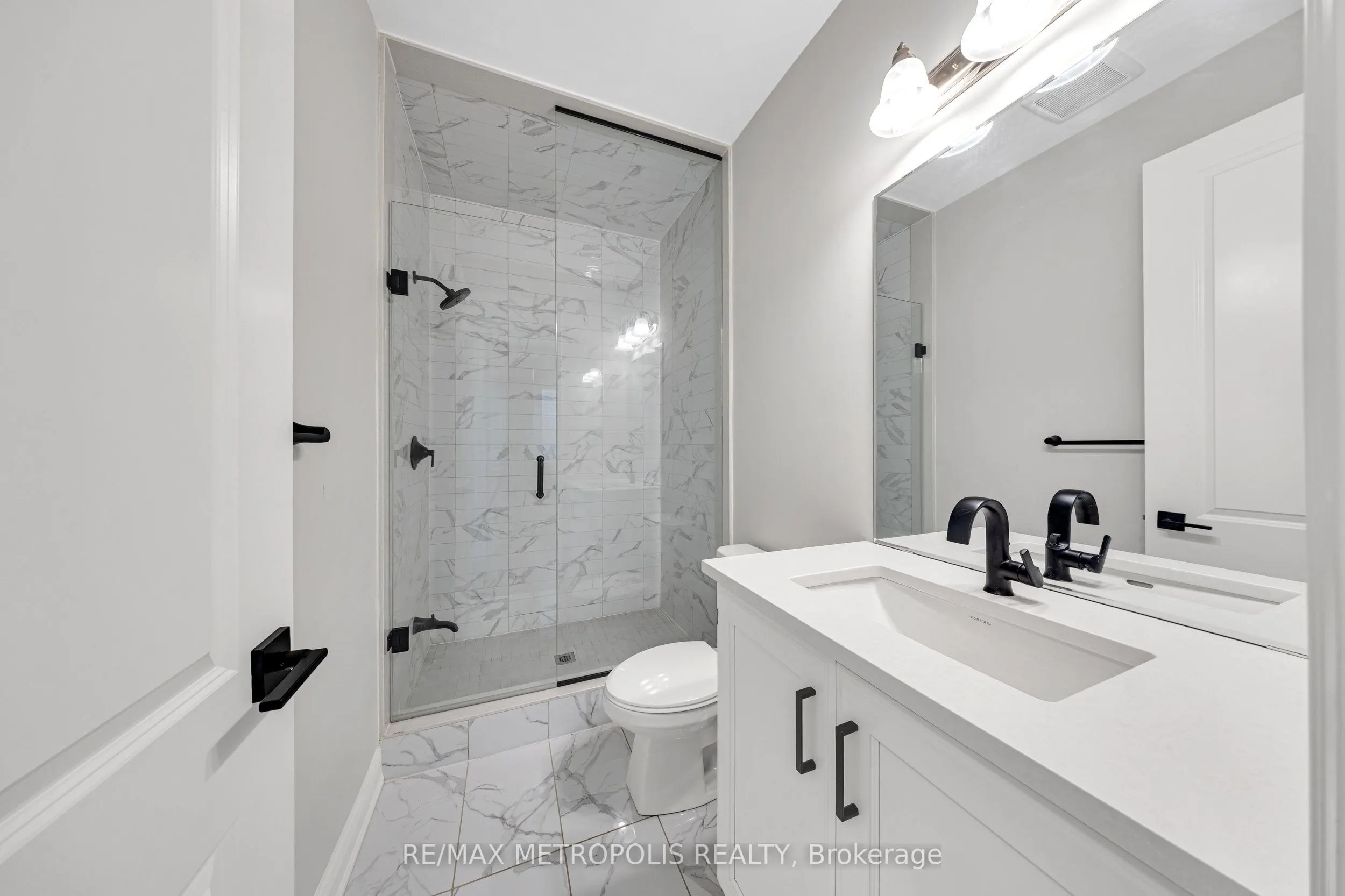 5 Erin Ridge Court