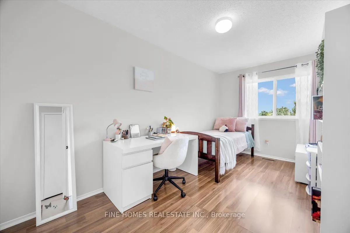 599 Gibney Crescent, #599