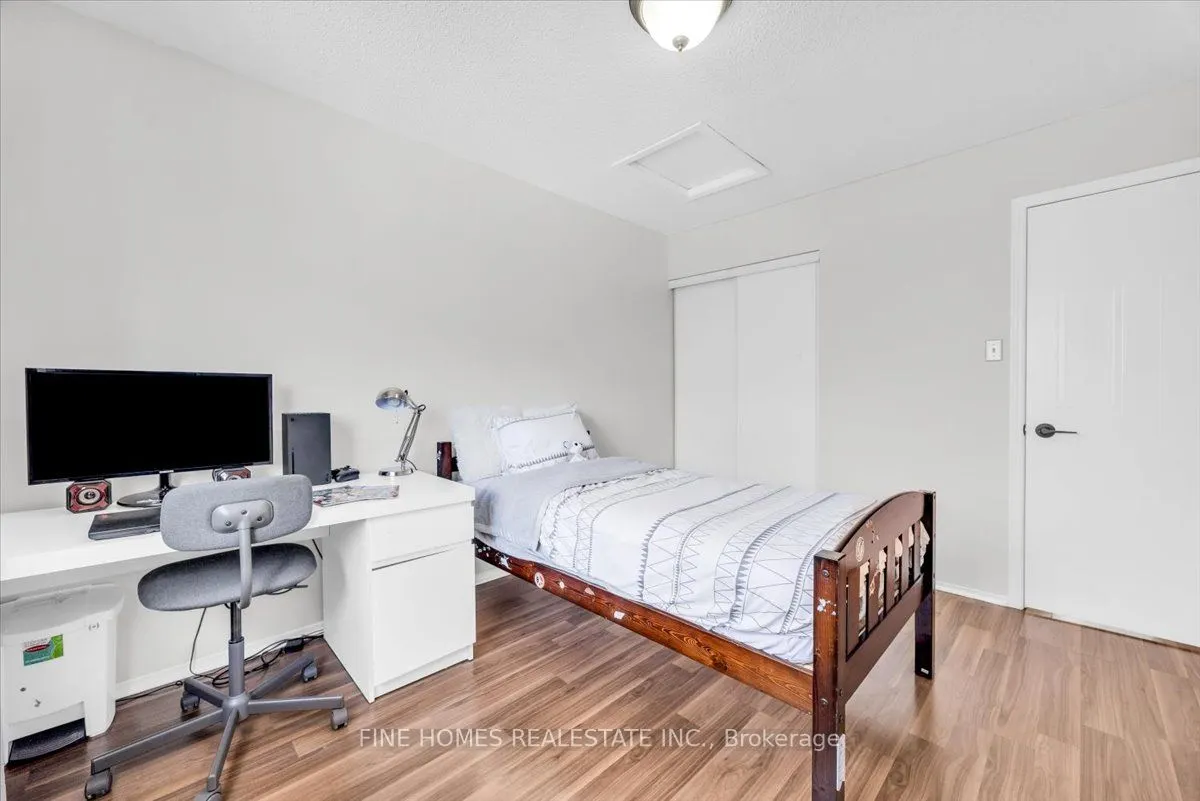 599 Gibney Crescent, #599