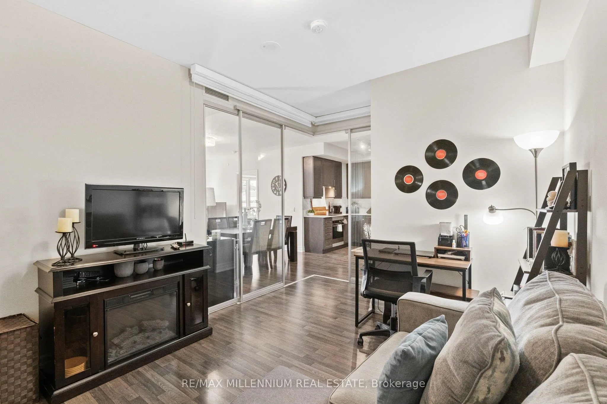 9075 Jane Street, #309