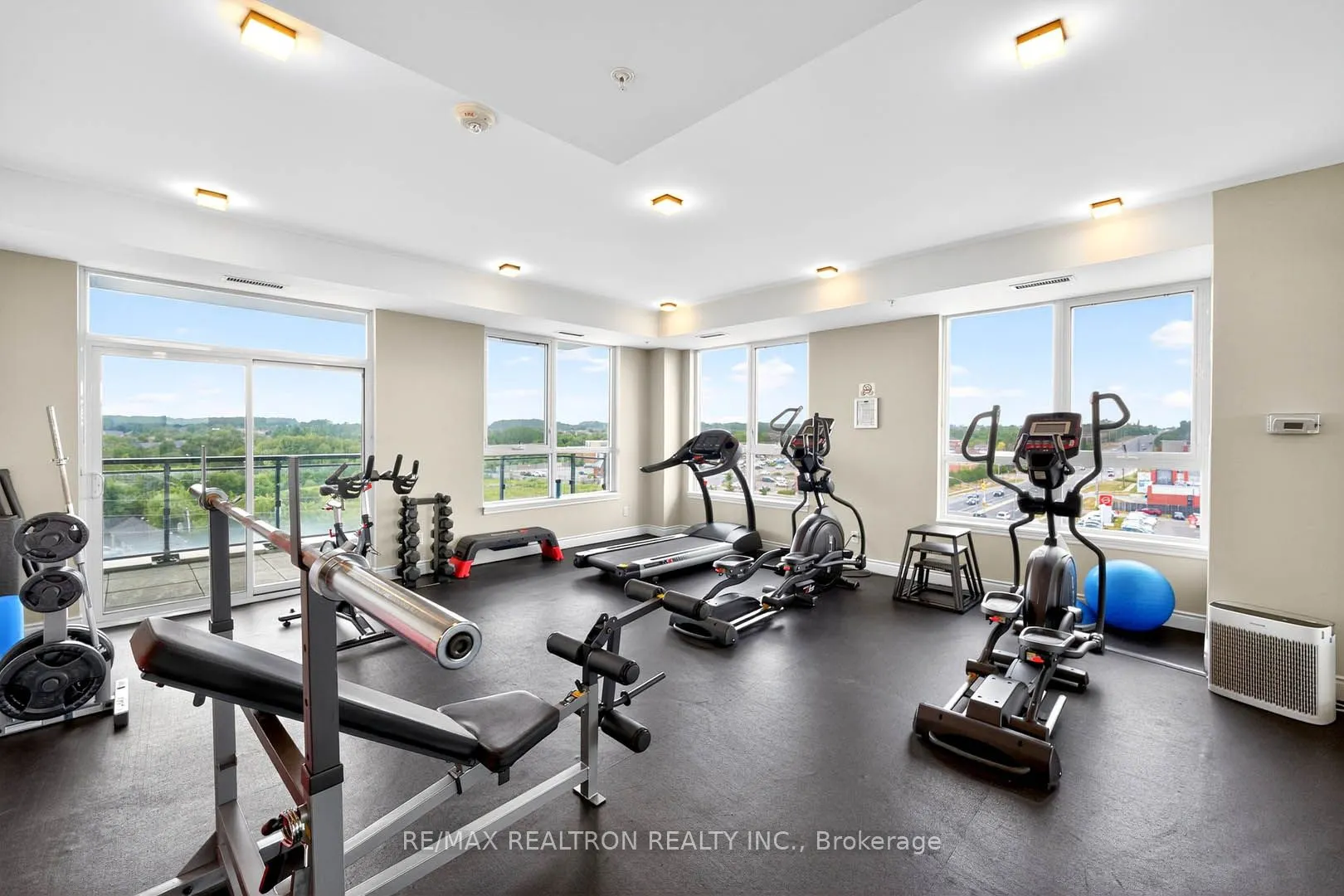 11611 YONGE Street, #525