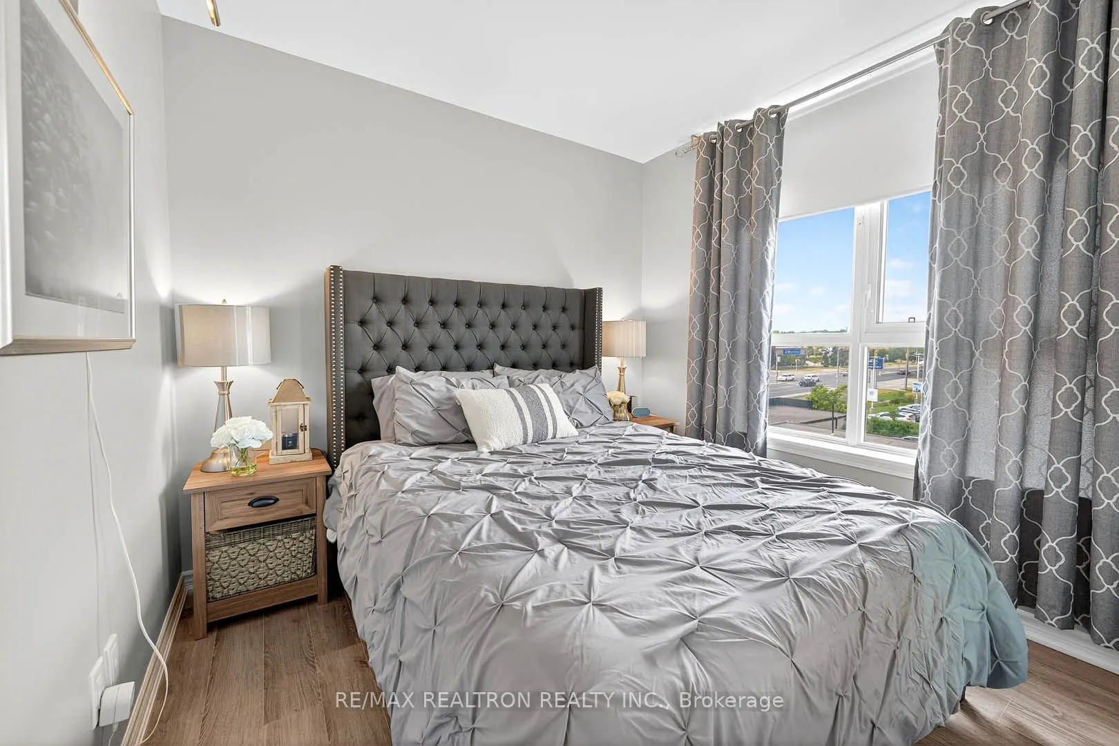 11611 YONGE Street, #525