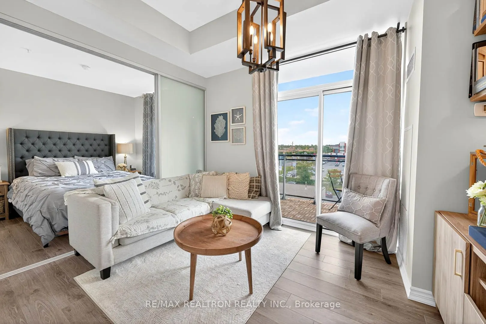 11611 YONGE Street, #525