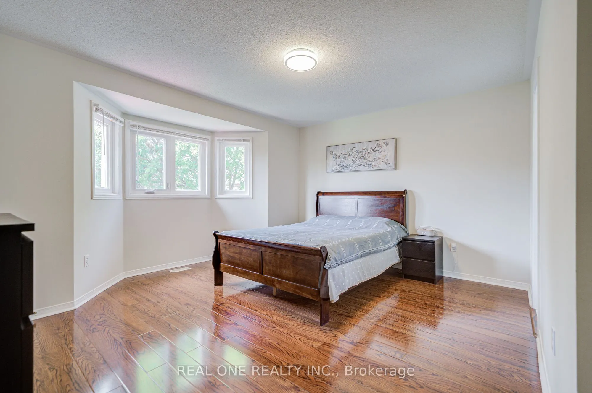 582 Willowick Drive