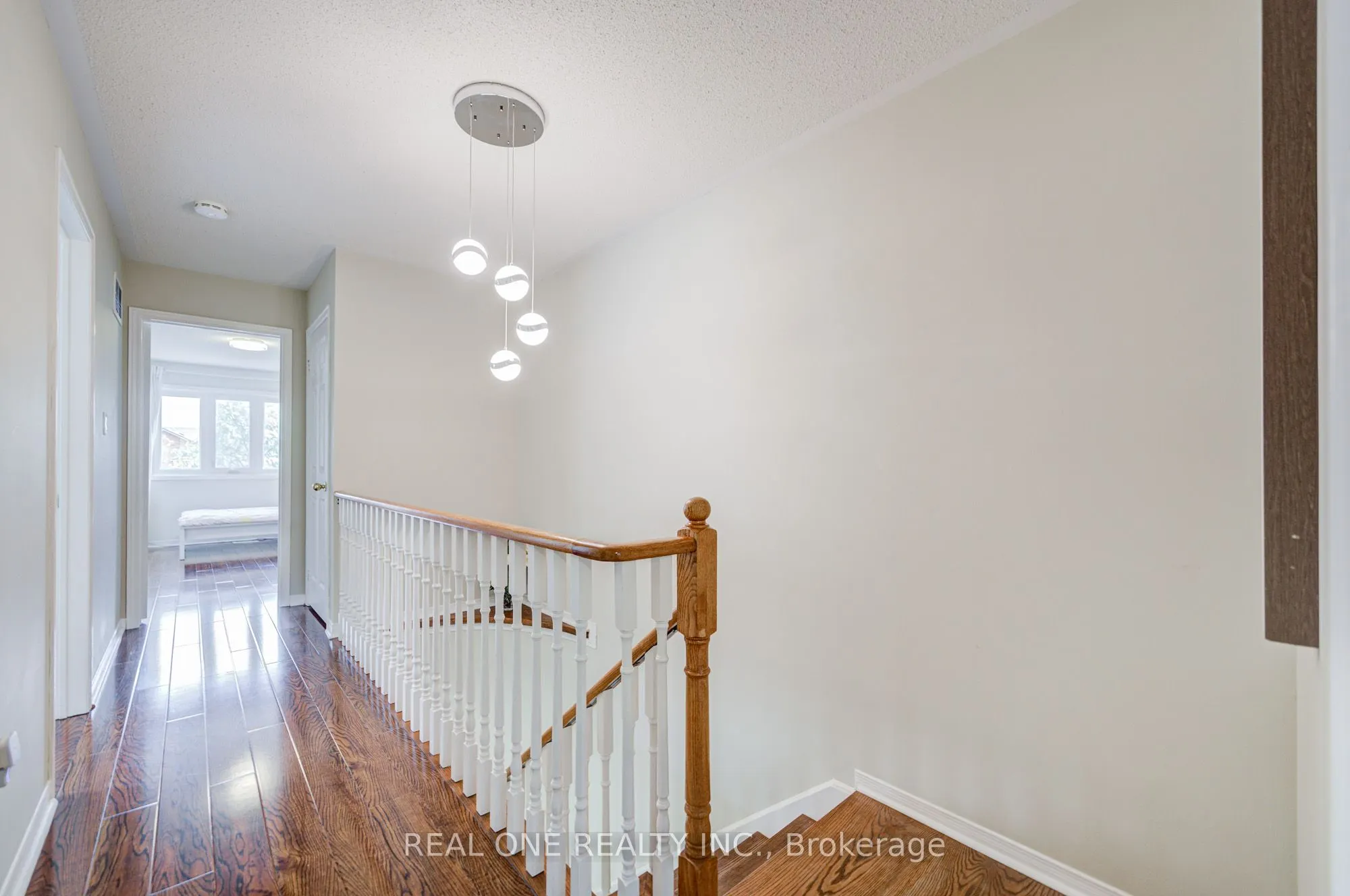 582 Willowick Drive