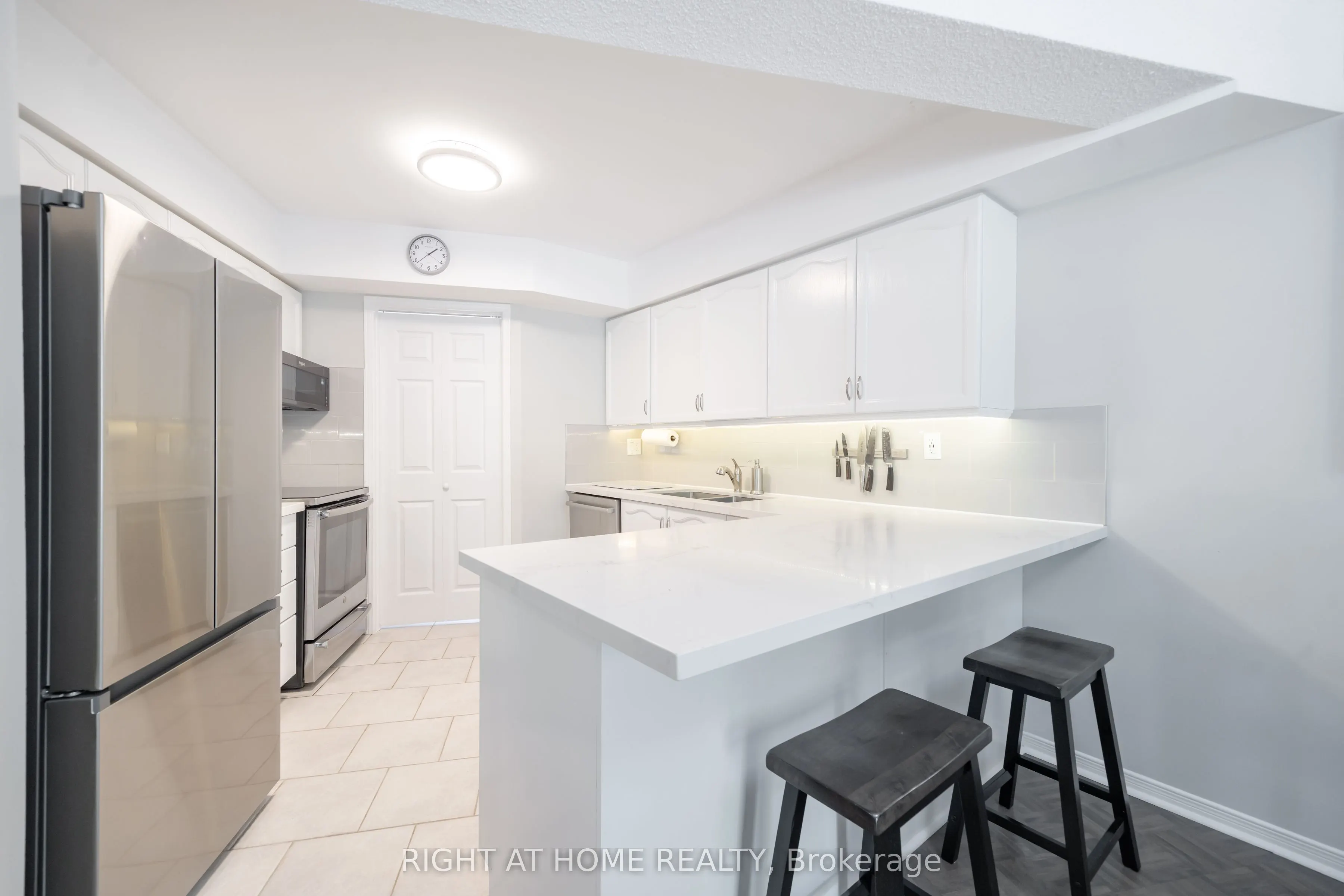 359 Riddell Court, #5