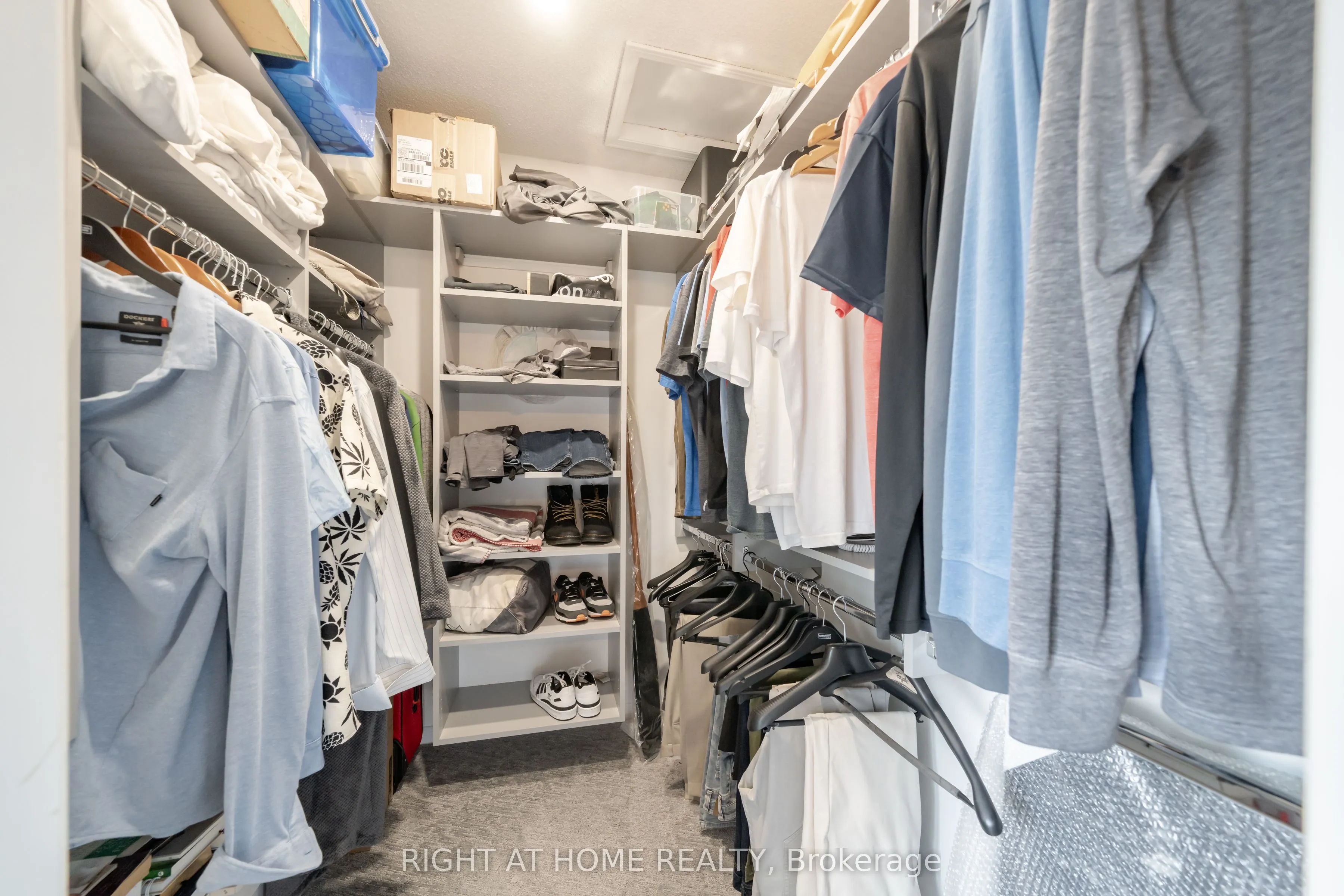359 Riddell Court, #5