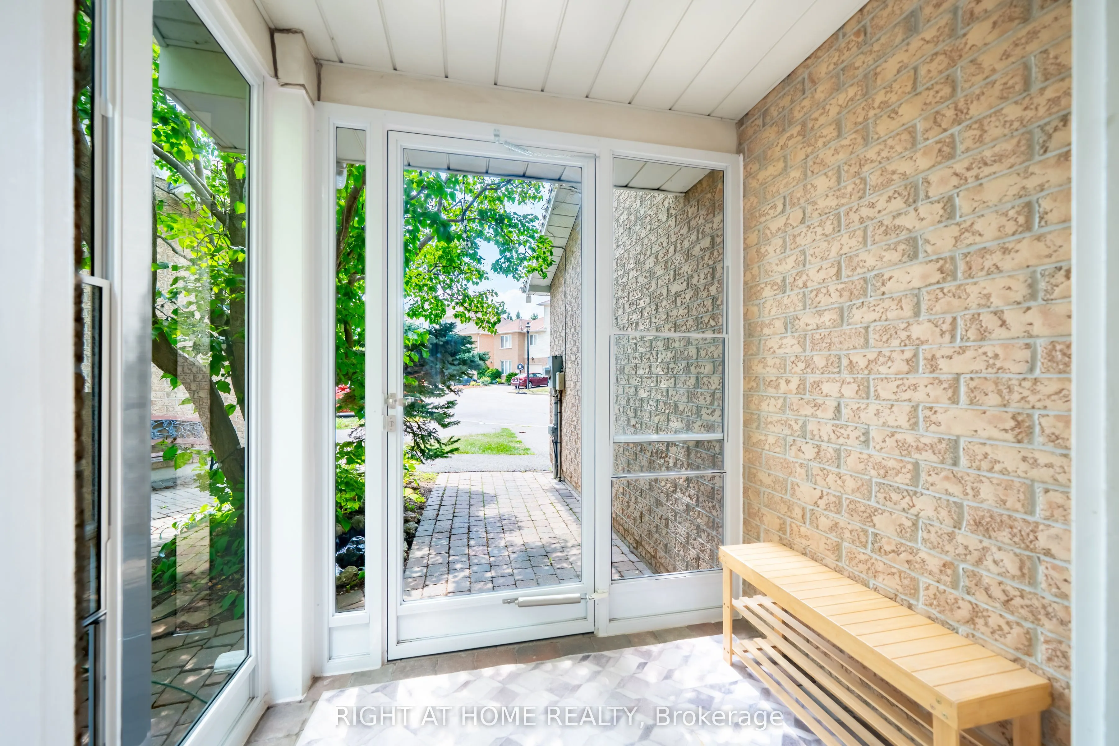 359 Riddell Court, #5