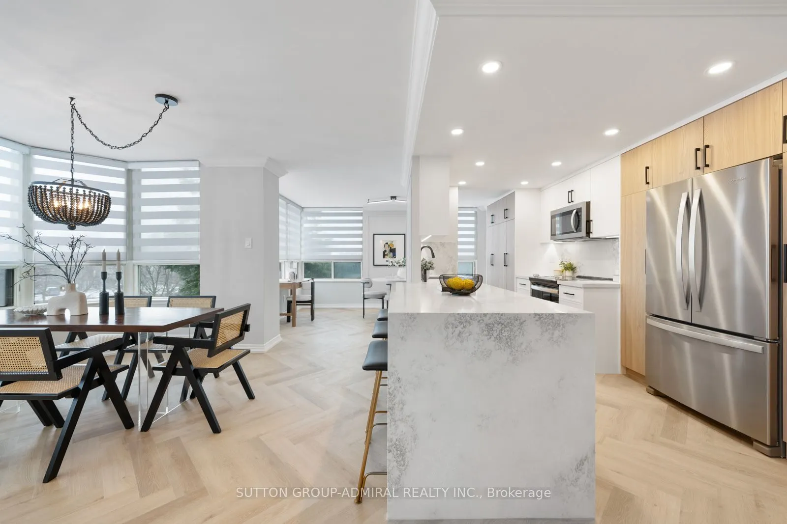 7 Townsgate Drive, #304