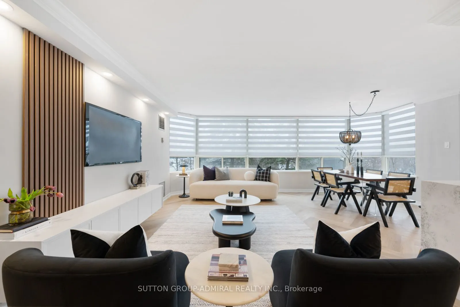7 Townsgate Drive, #304