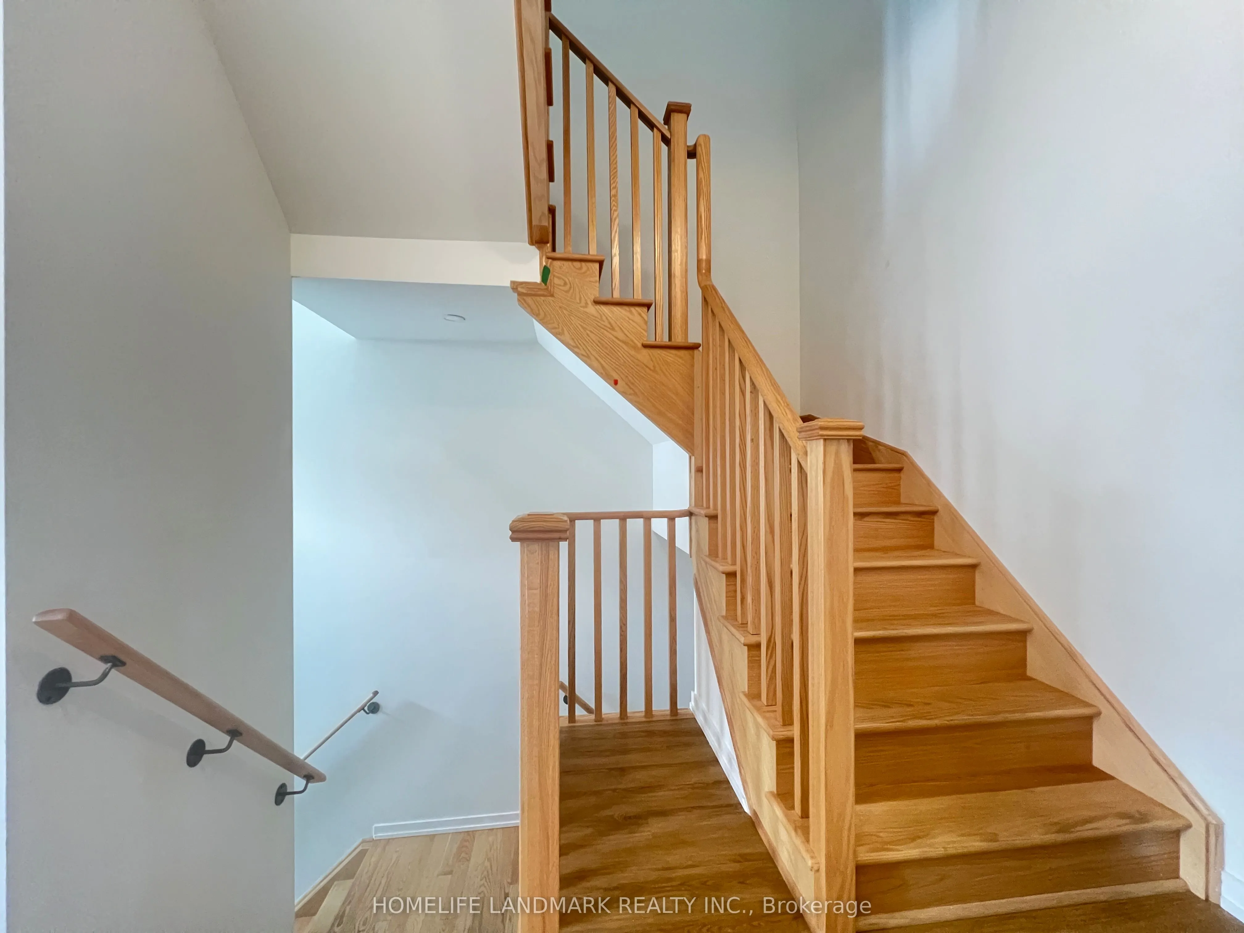 74 Pantheon Lane