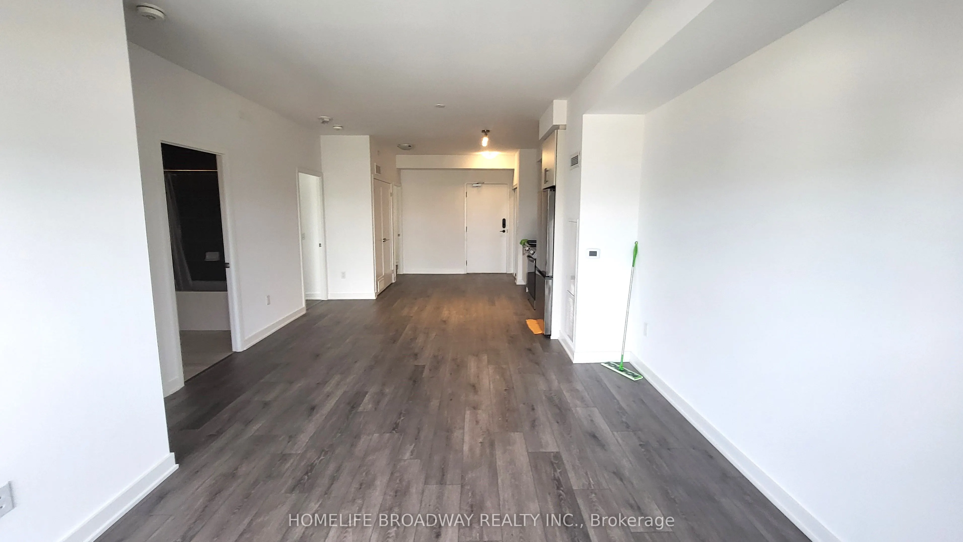 95 Oneida Crescent, #1403