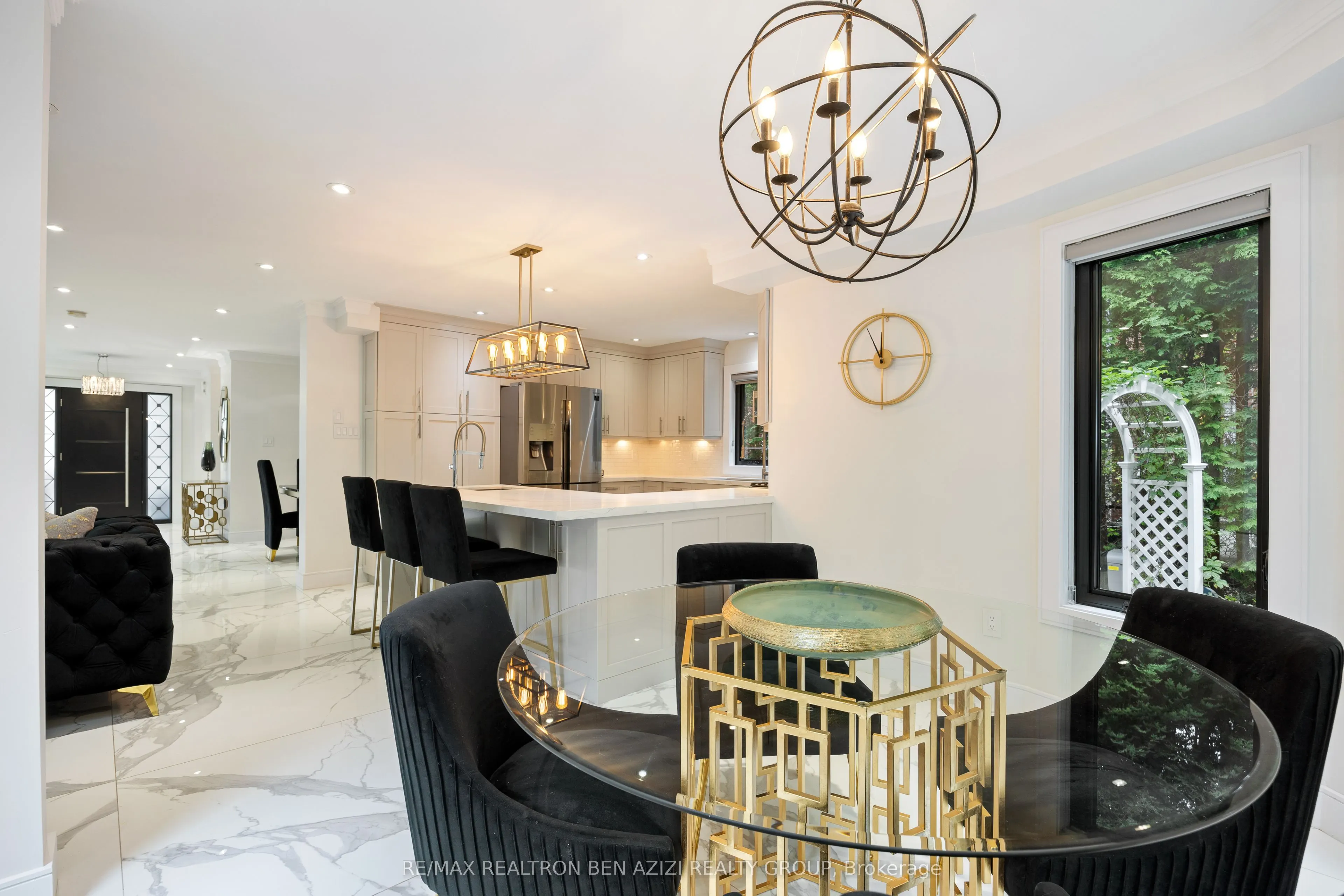 78 Charing Crescent