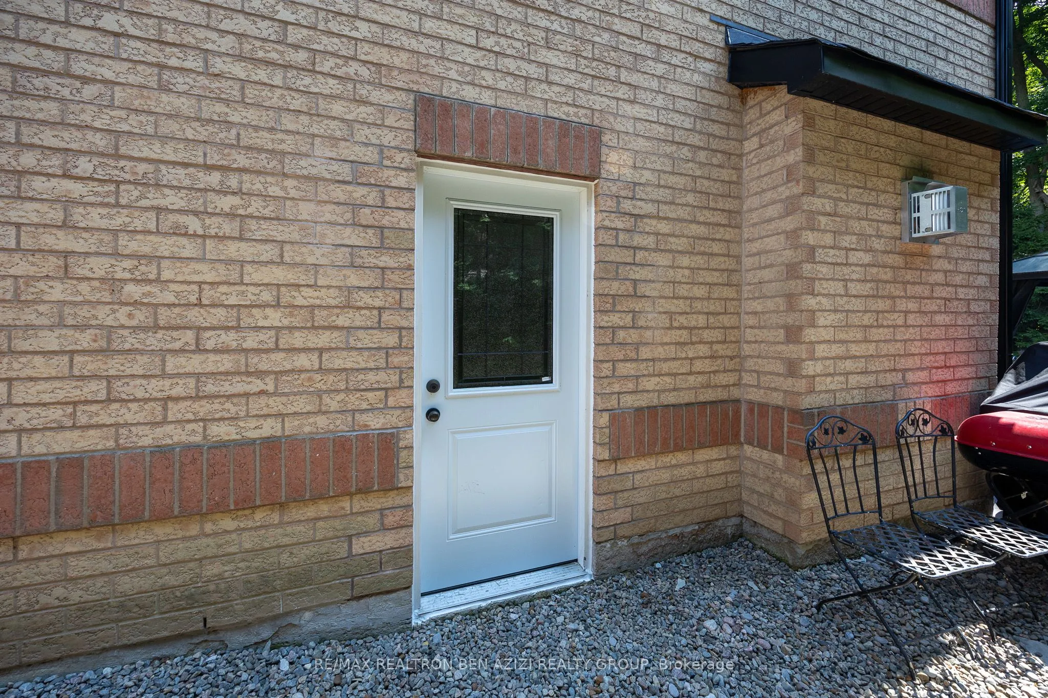 78 Charing Crescent
