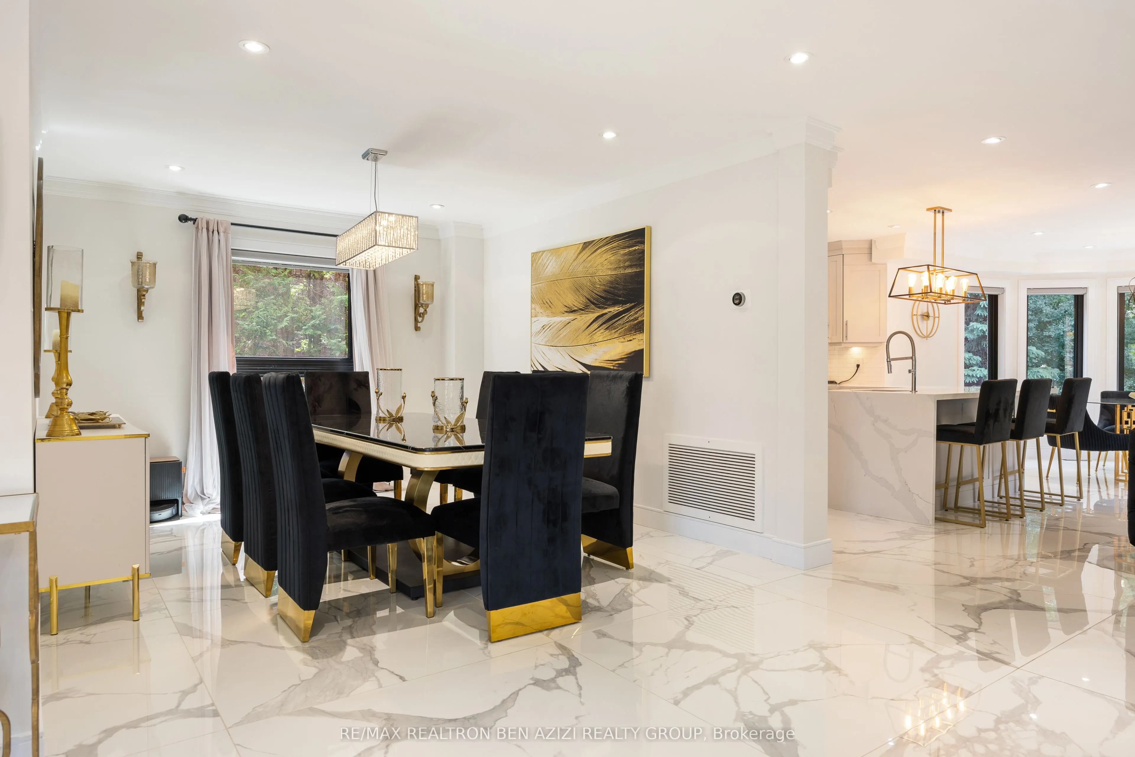78 Charing Crescent