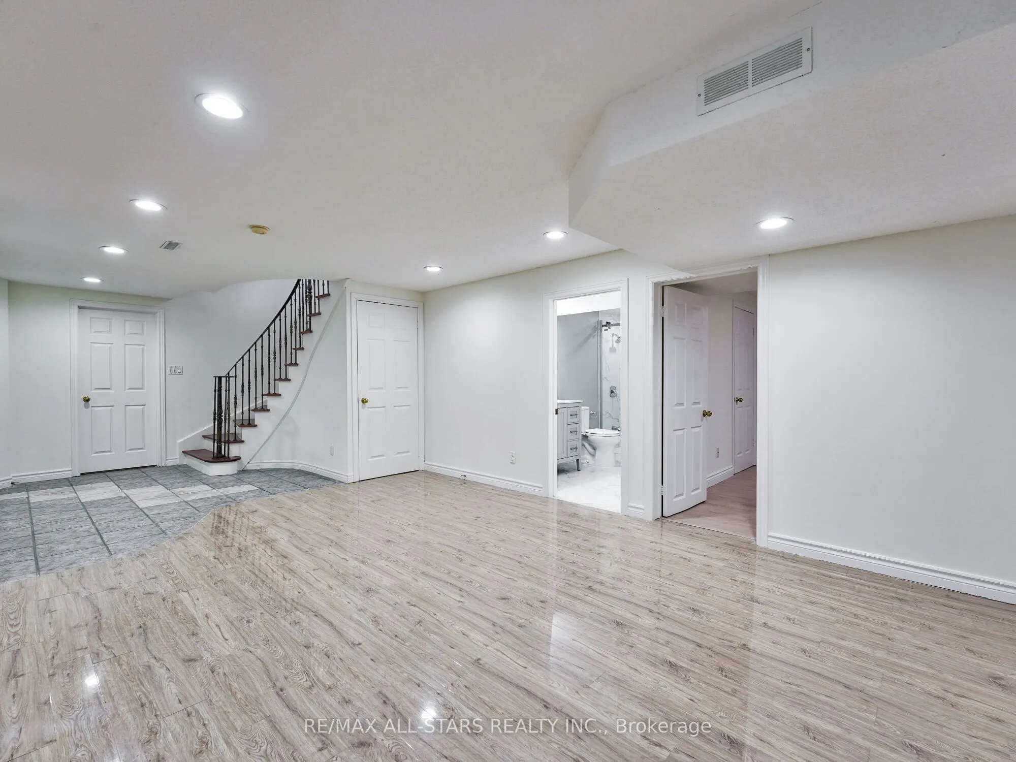 2227 Rodick Road