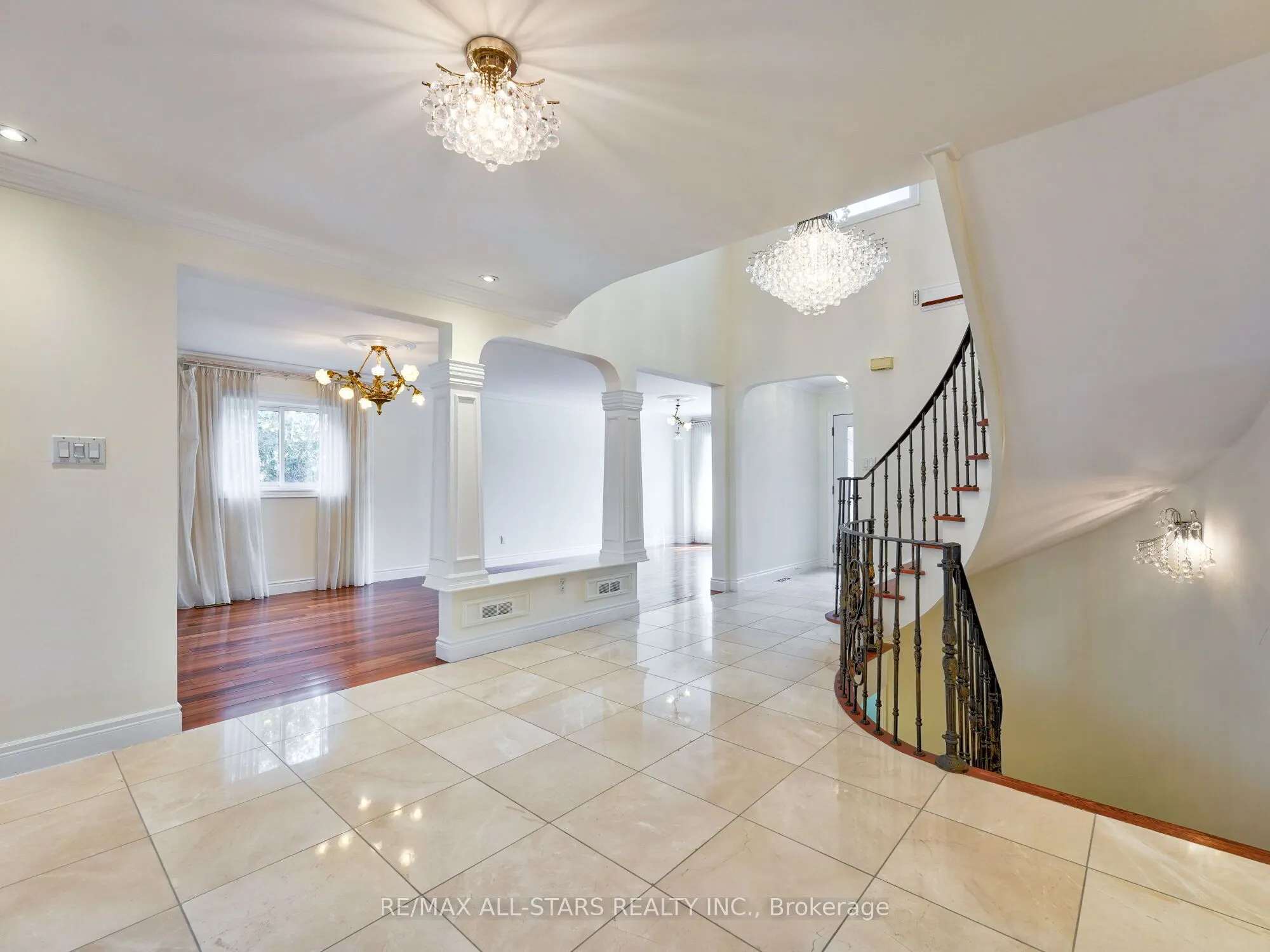2227 Rodick Road