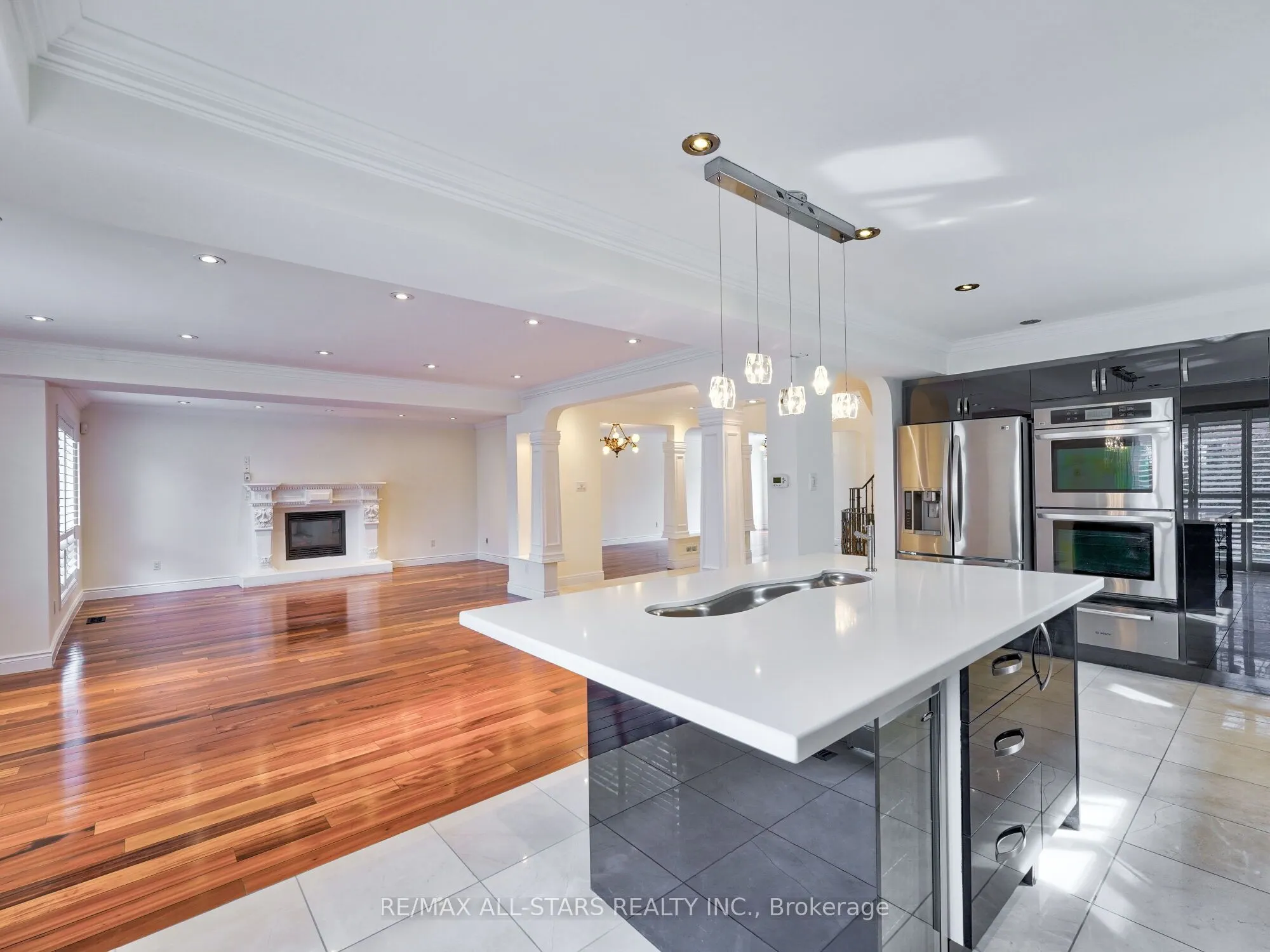 2227 Rodick Road