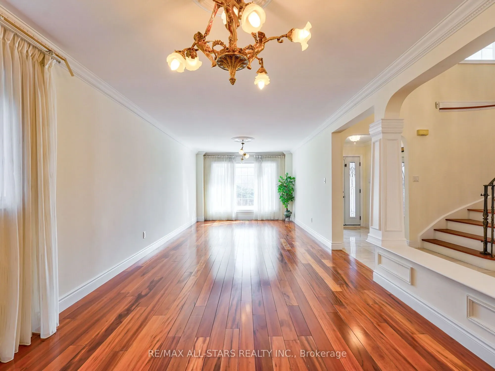 2227 Rodick Road