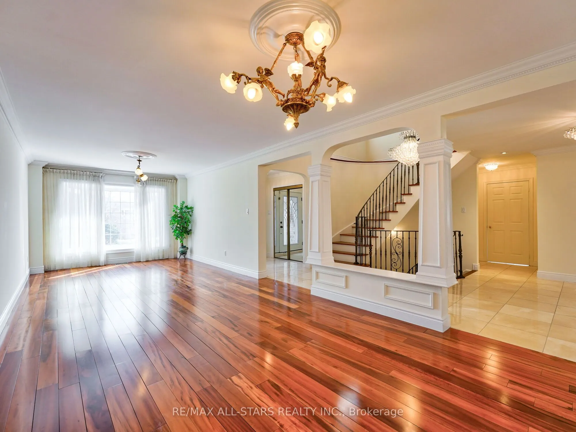 2227 Rodick Road