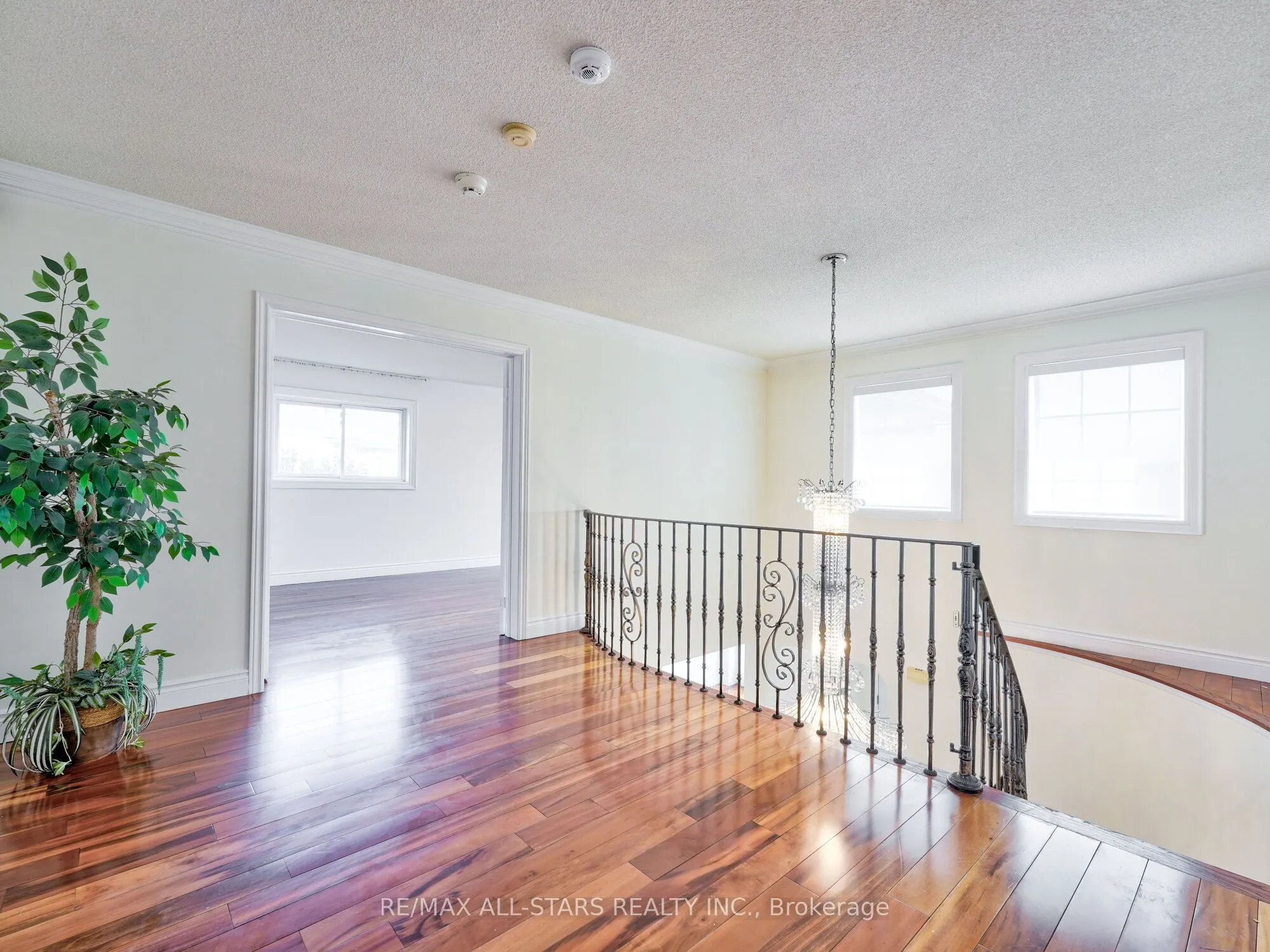 2227 Rodick Road