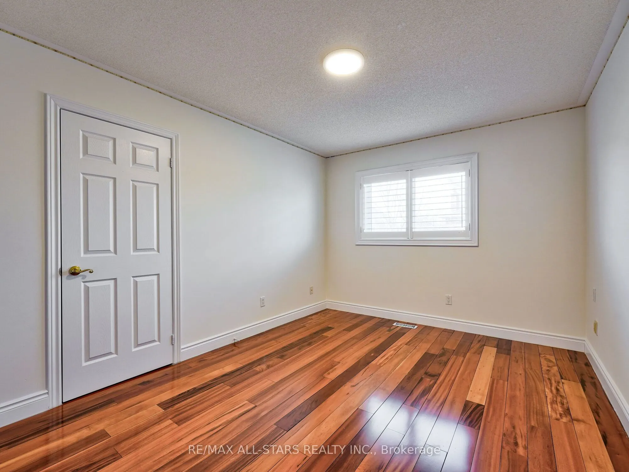 2227 Rodick Road