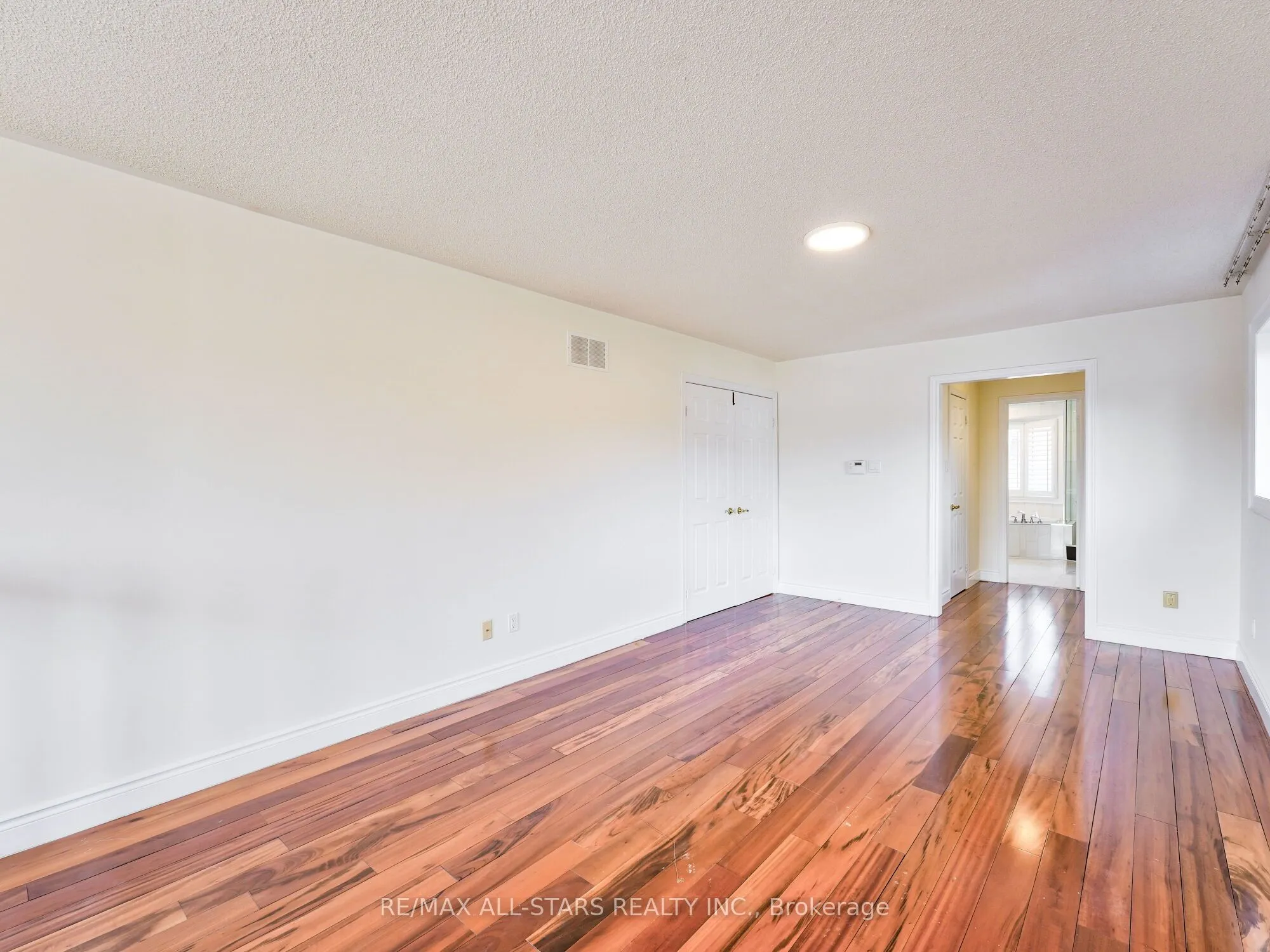 2227 Rodick Road