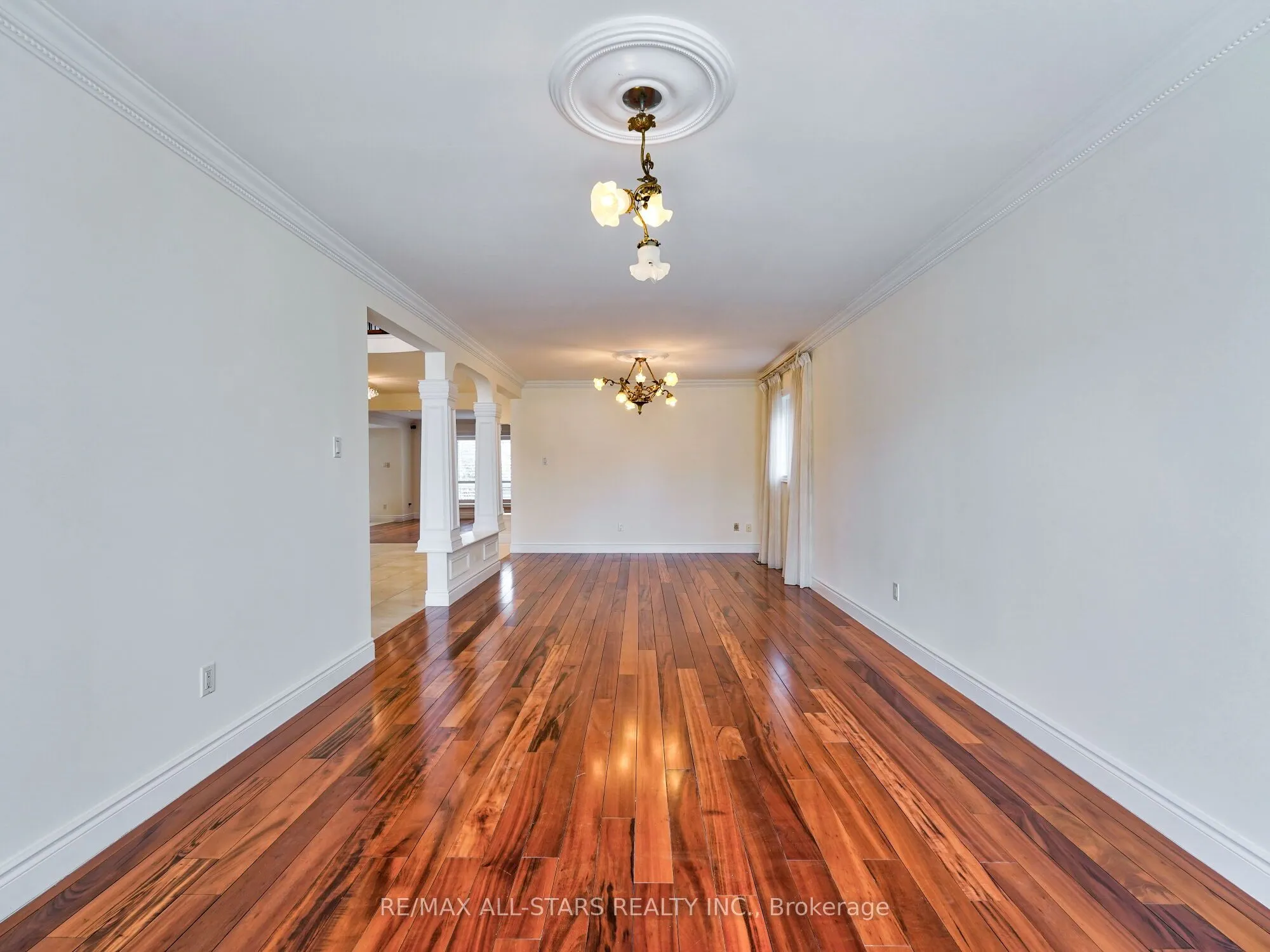 2227 Rodick Road