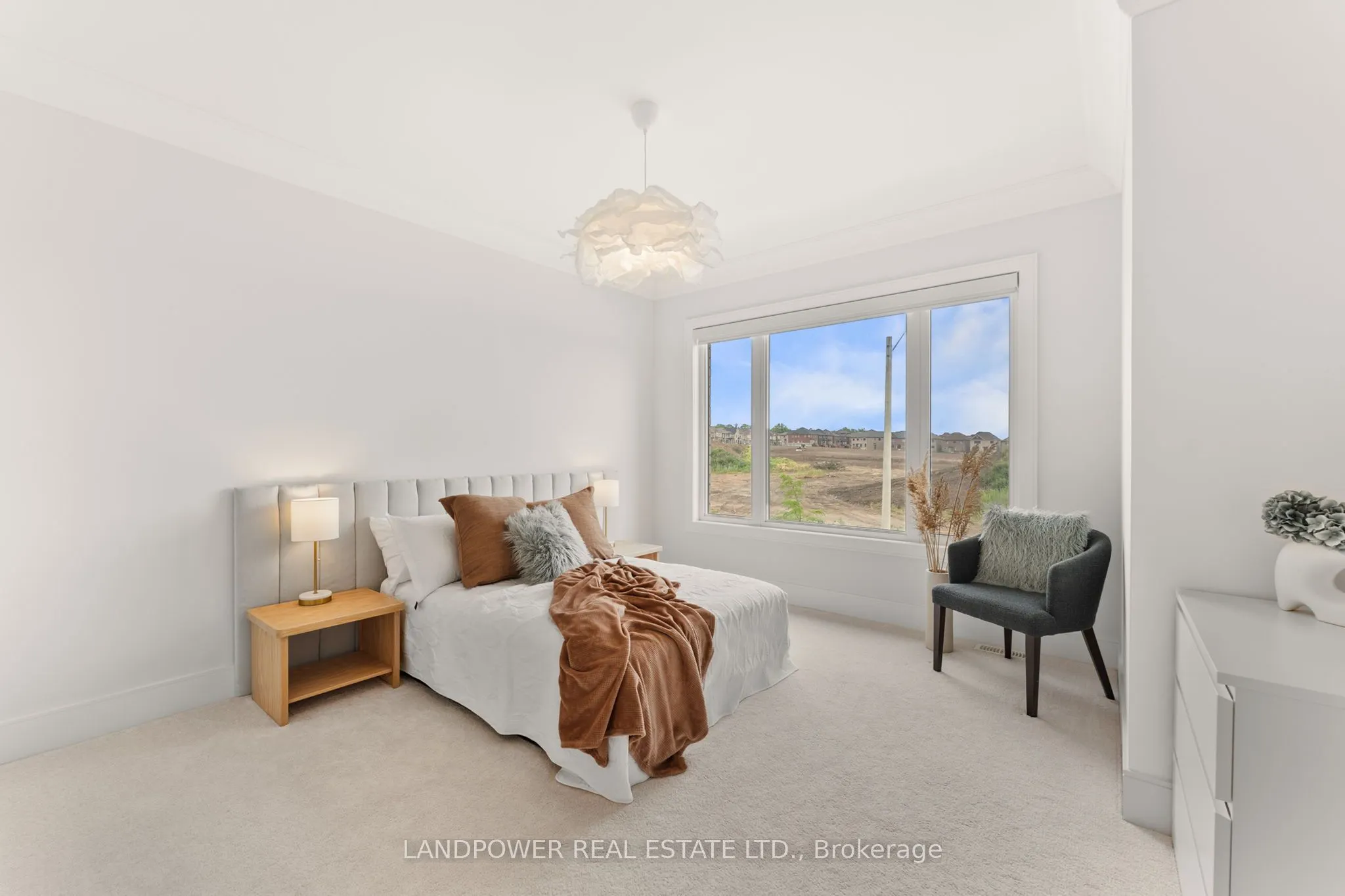 35 Longworth Avenue