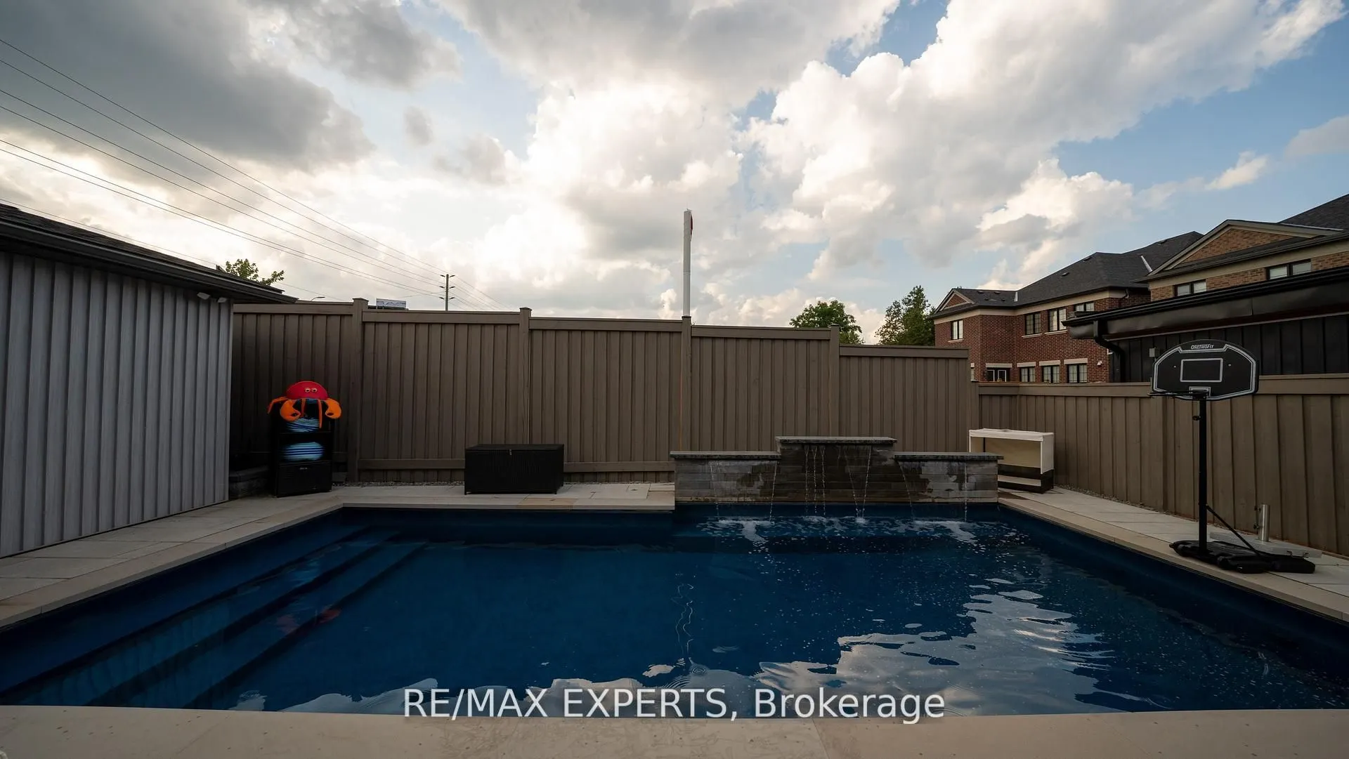 89 Rosshaven Crescent