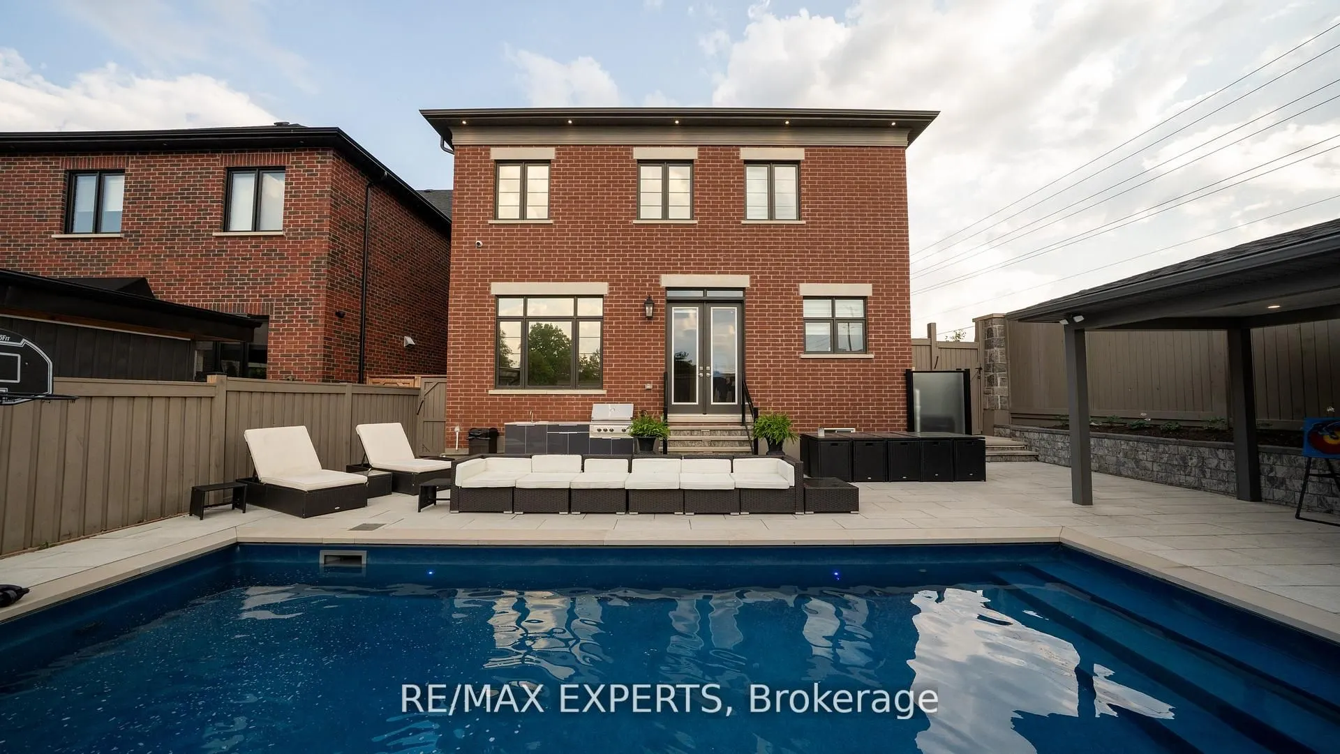 89 Rosshaven Crescent